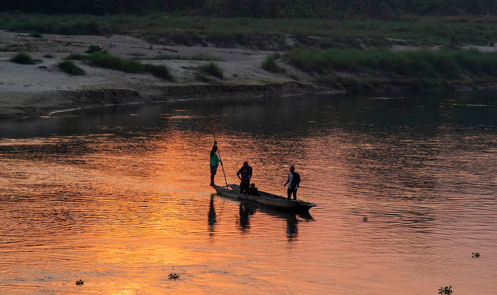 Rapti River, Sauraha