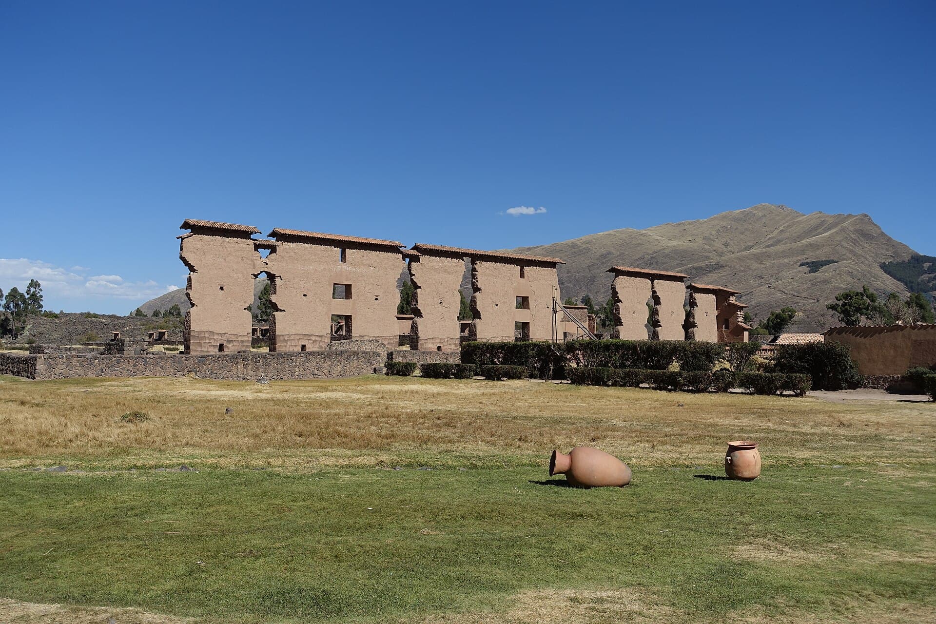 Temple of Wiracocha, Raqchi