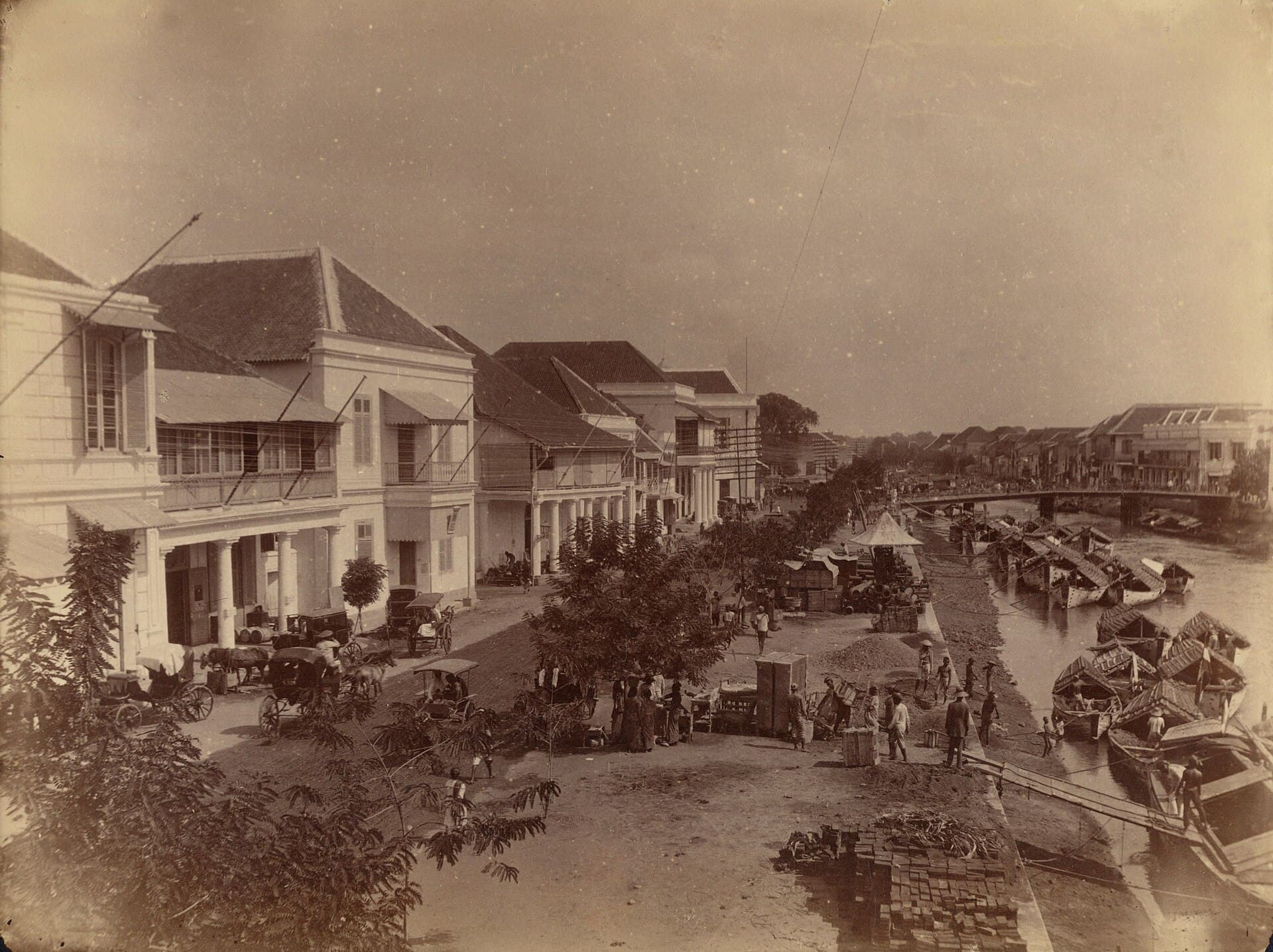 Red Bridge and Old Town, Surabaya