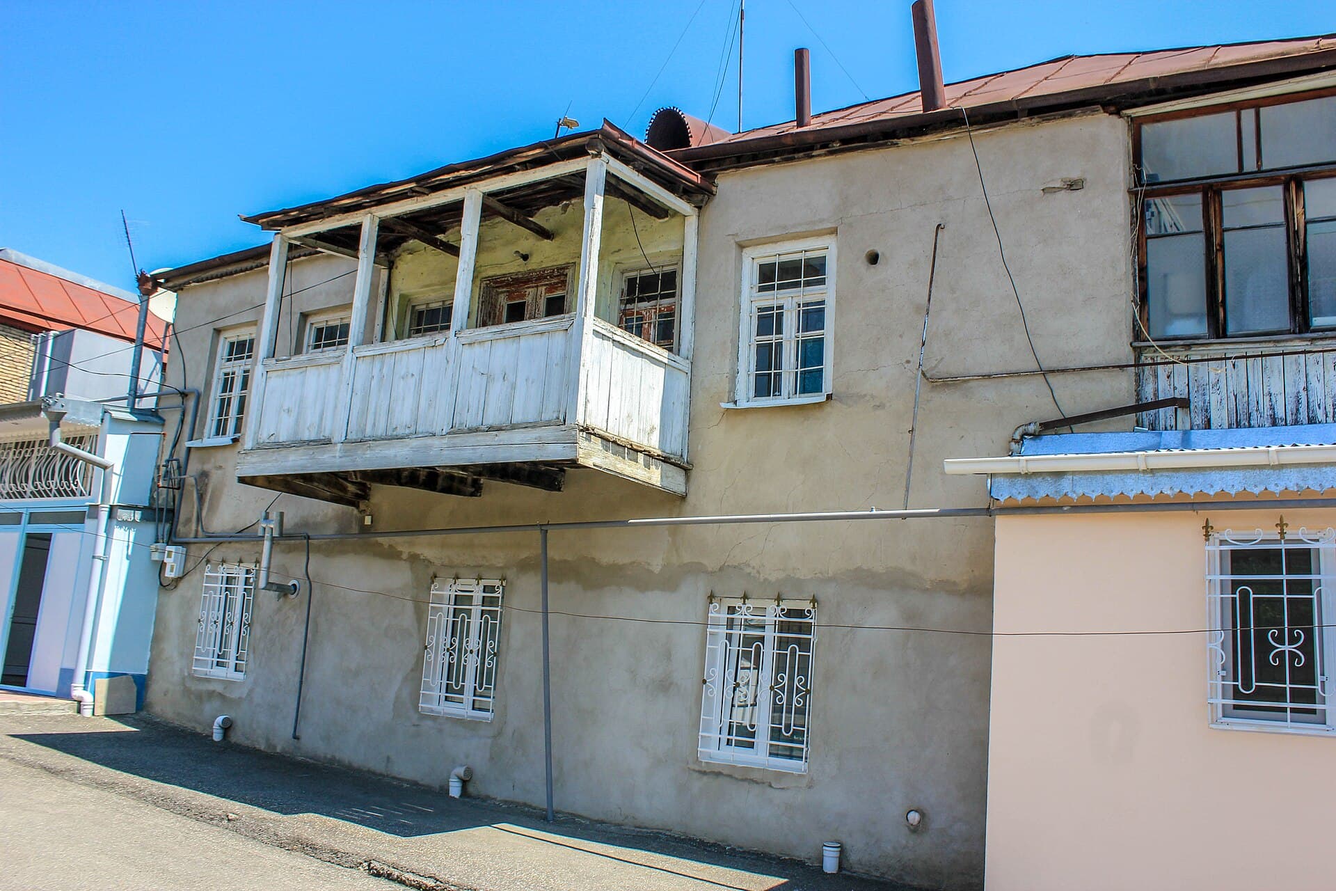 Red Village (Qırmızı Qəsəbə)