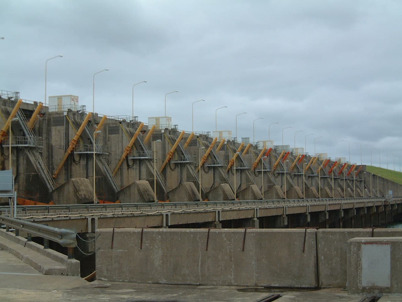 Yacyretá Dam, Posadas