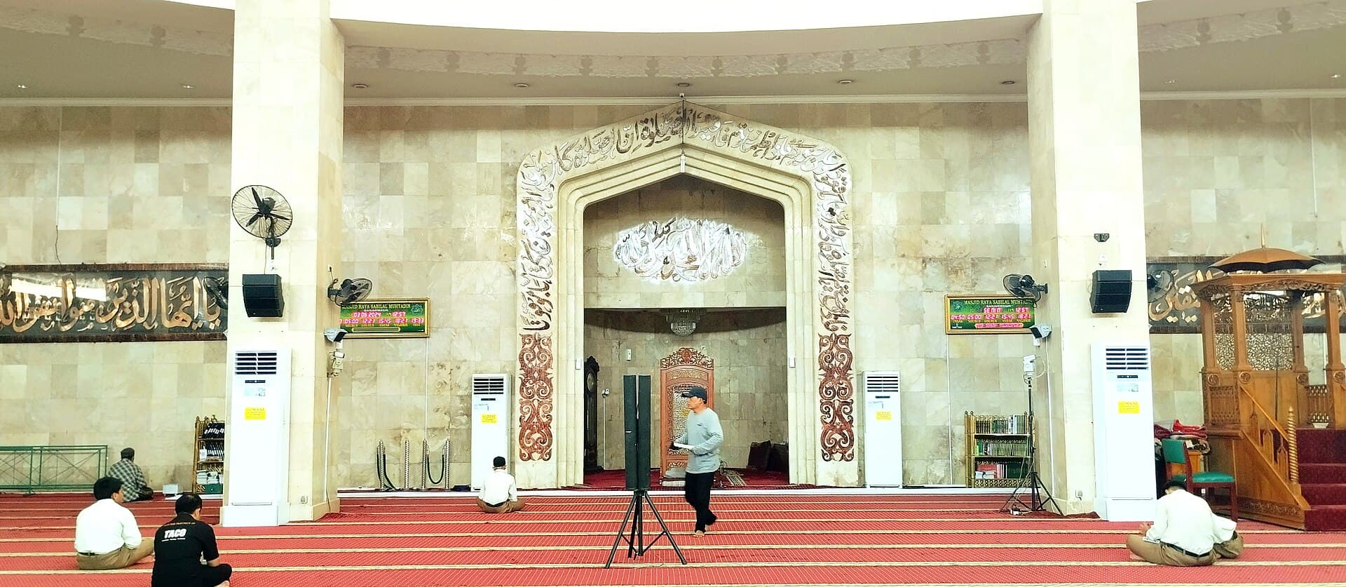 Sabilal Muhtadin Grand Mosque, Banjarmasin