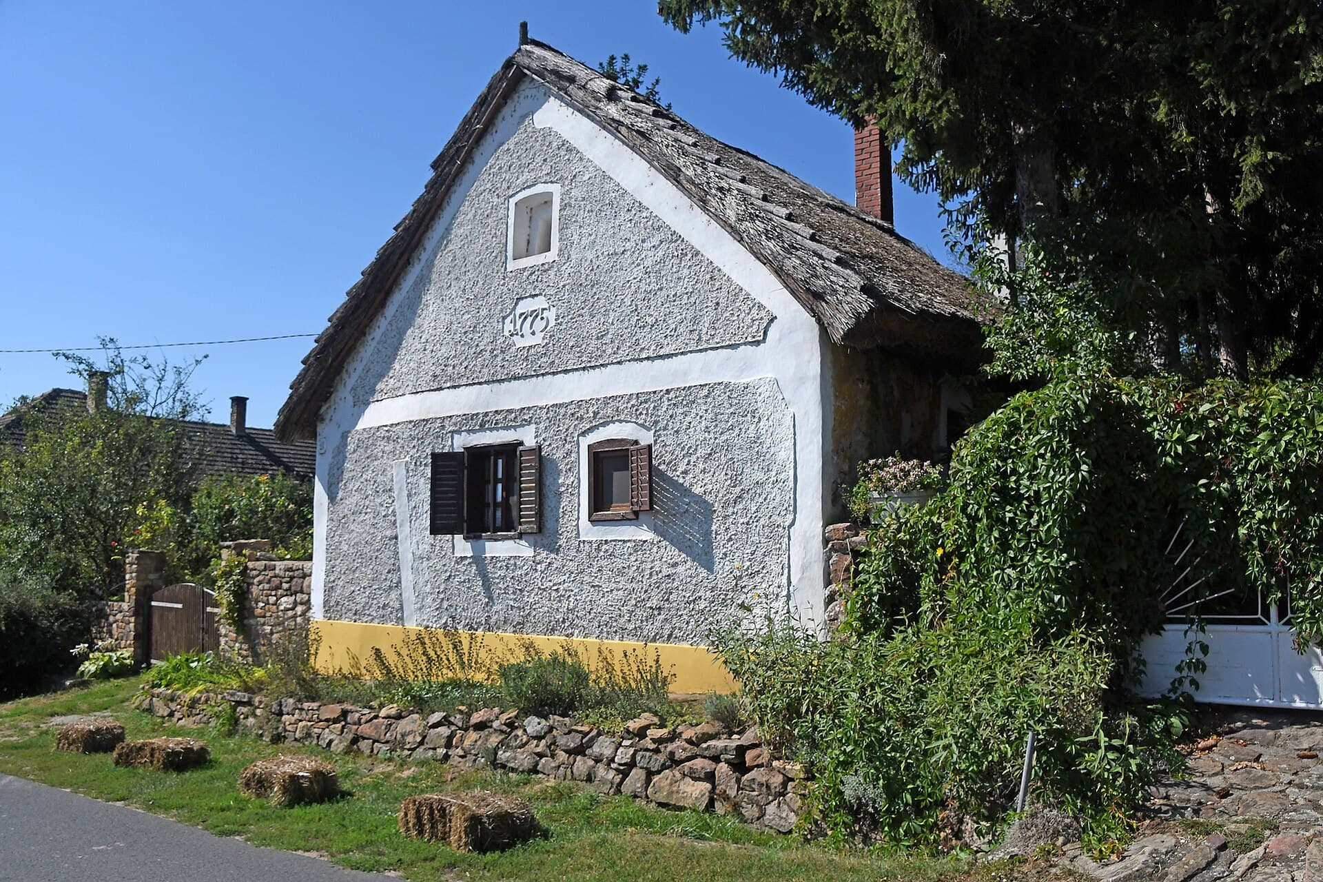 Salföld, Salföld