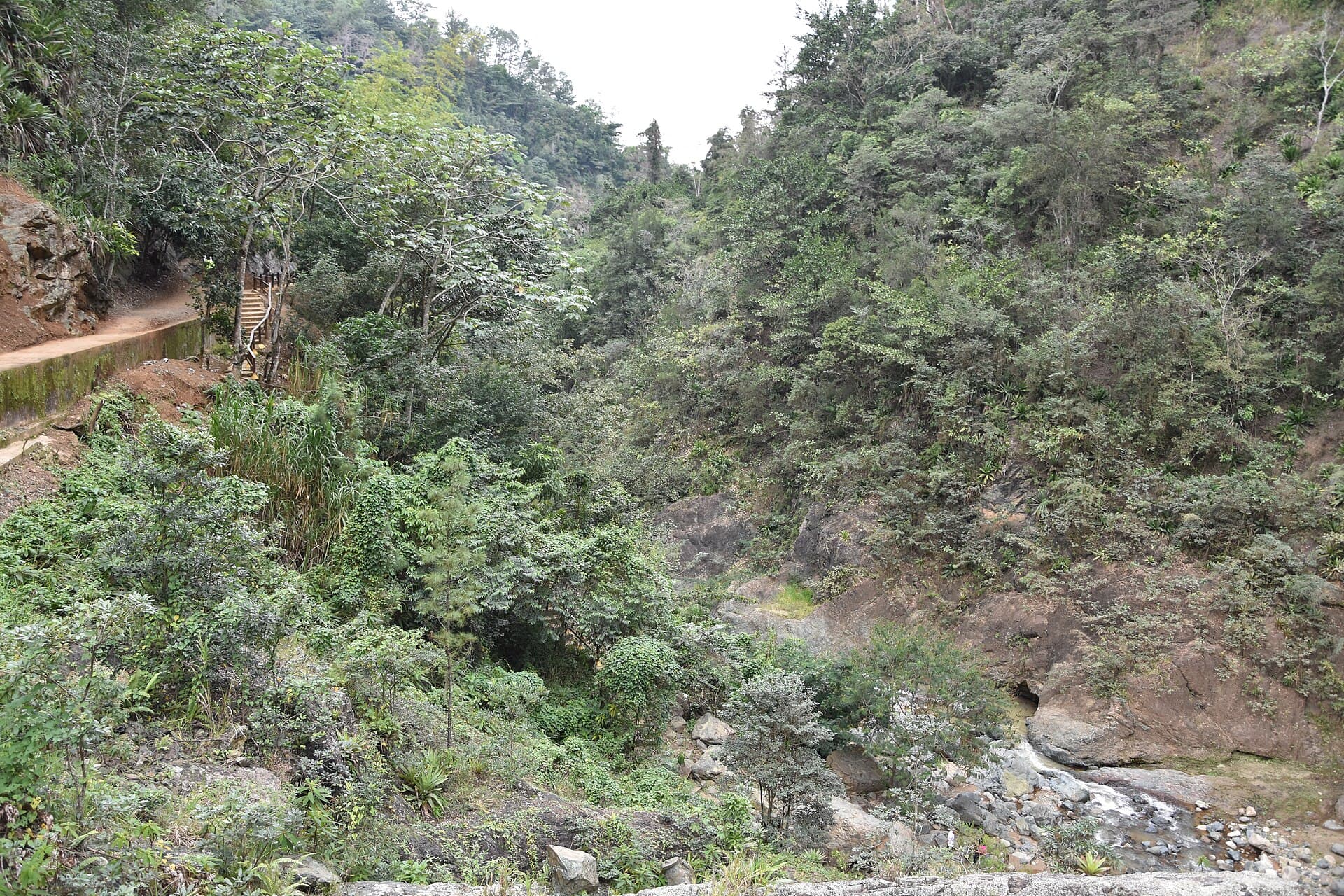 Baiguate waterfall