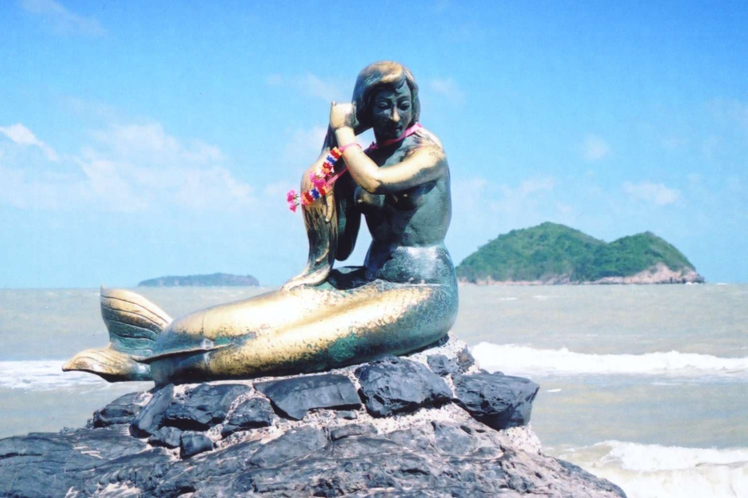 Samila Beach and the Golden Mermaid, Hat Yai