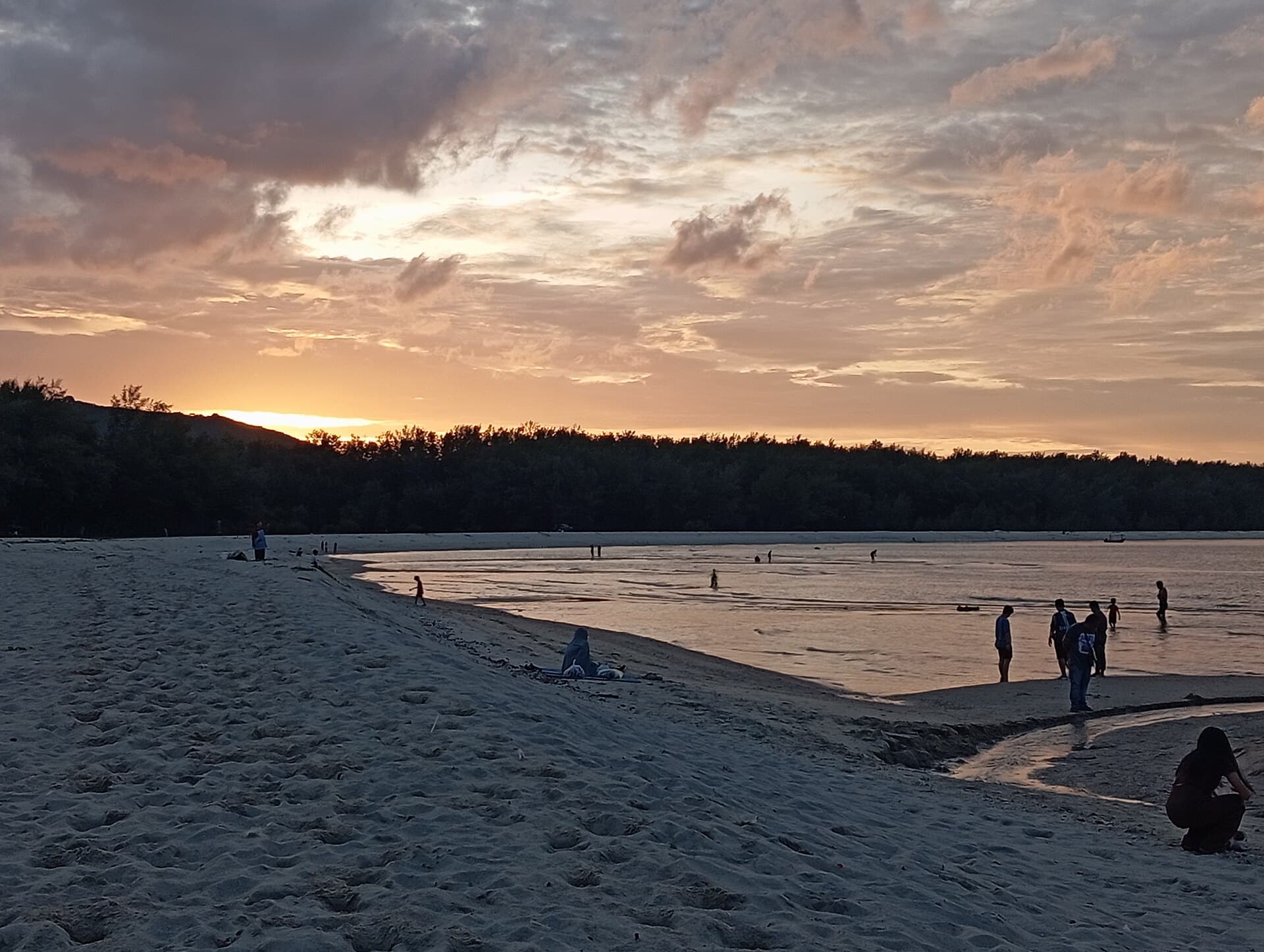Samila Beach and the Golden Mermaid, Hat Yai