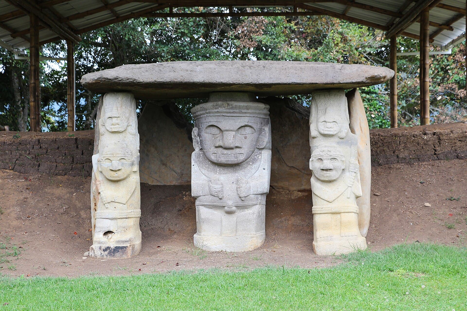 Statues of San Agustín