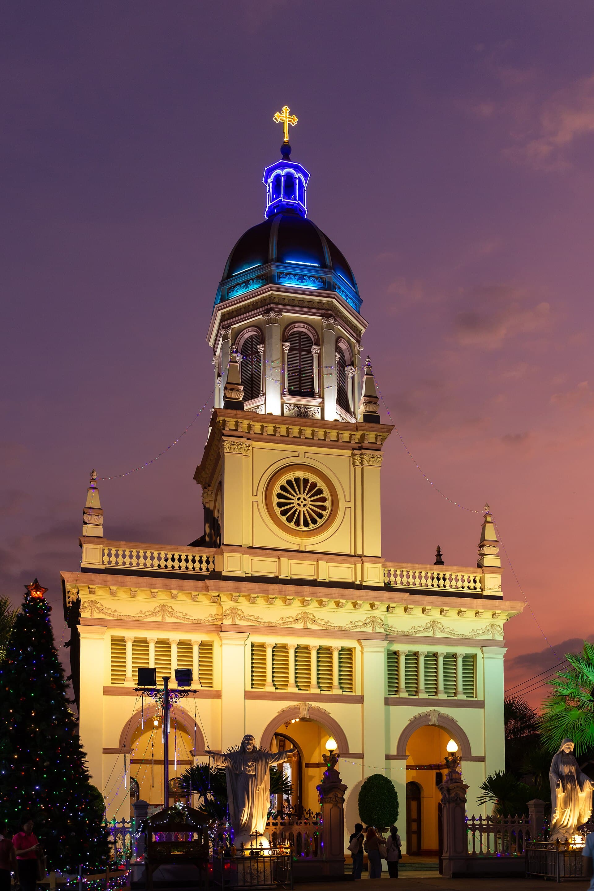 Santa Cruz Church and Kudi Chin, Bangkok