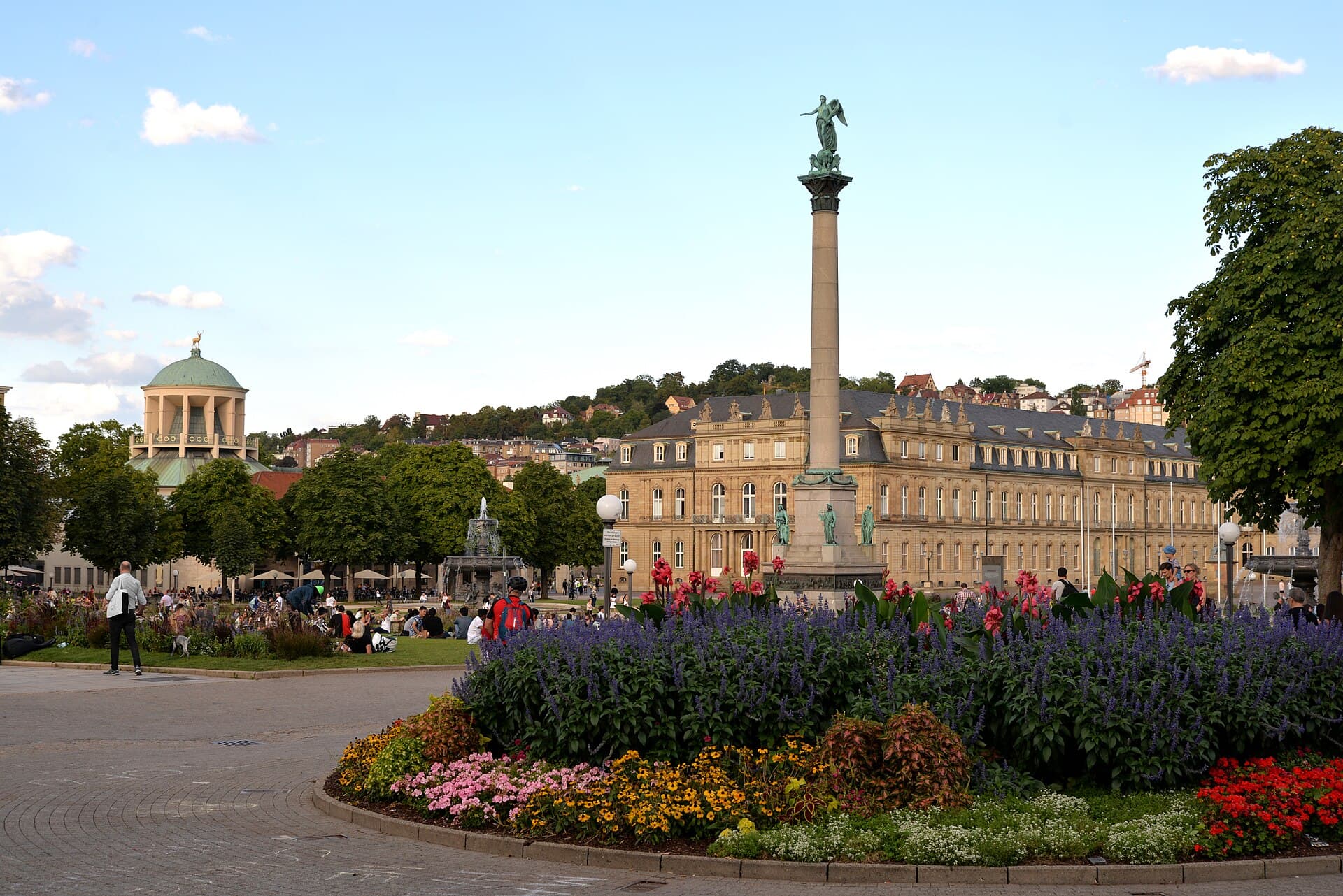 Schlossplatz Stuttgart, Stuttgart