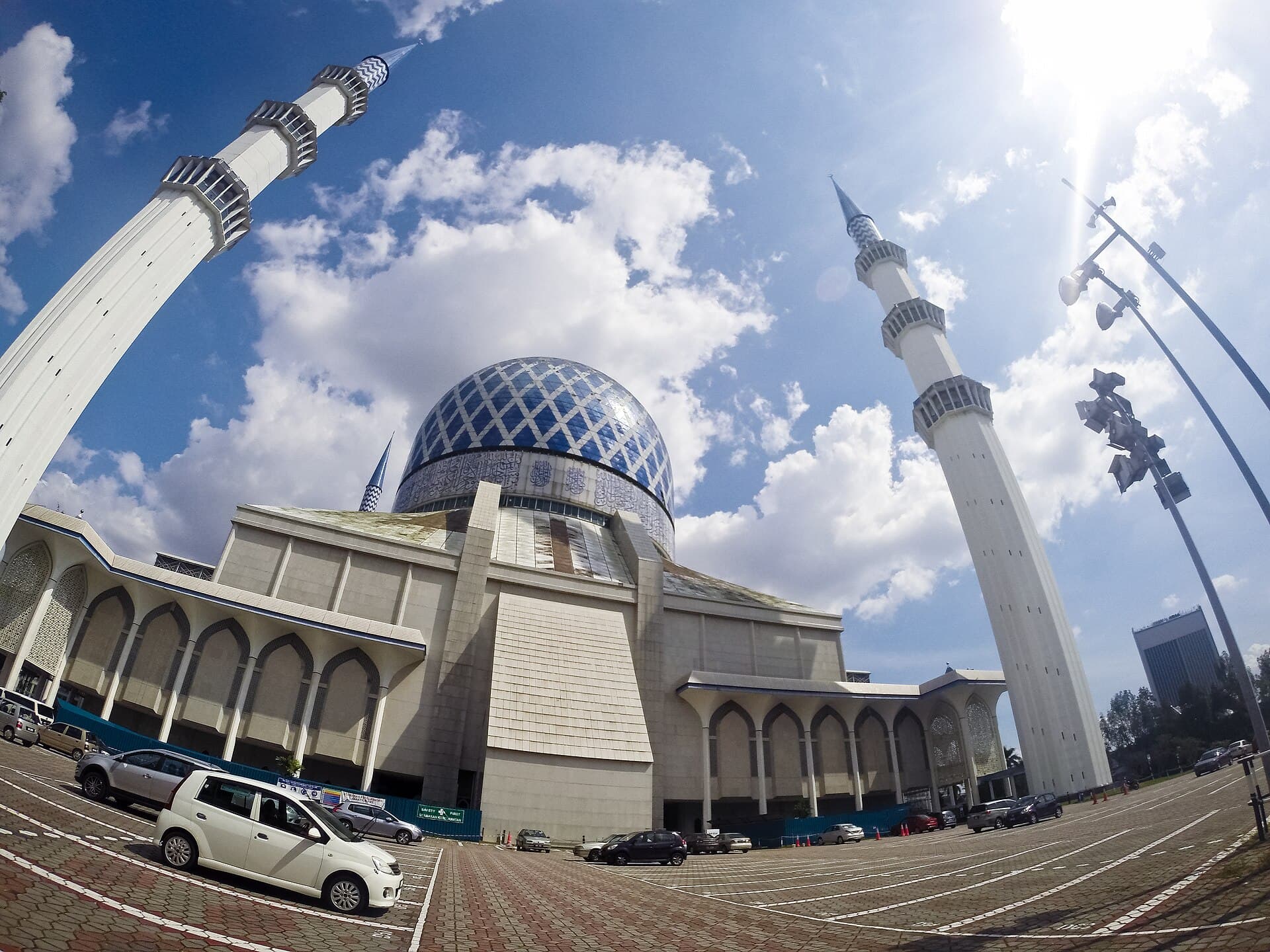 Shah Alam Blue Mosque (Sultan Salahuddin Abdul Aziz Shah Mosque), Kuala Lumpur