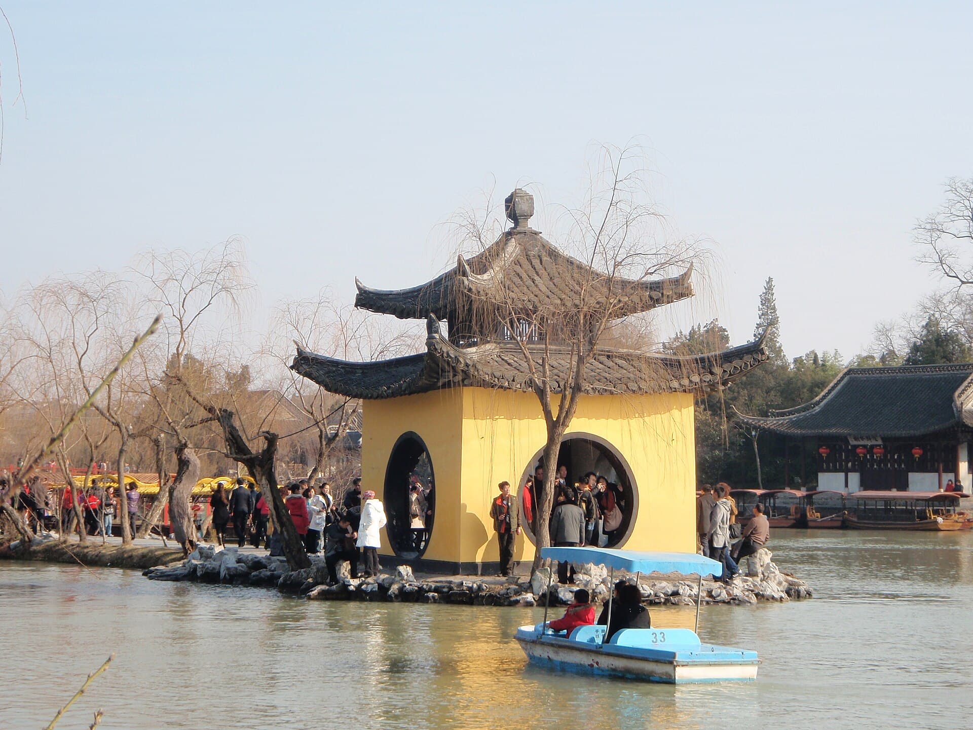 Slender West Lake (Shouxihu)