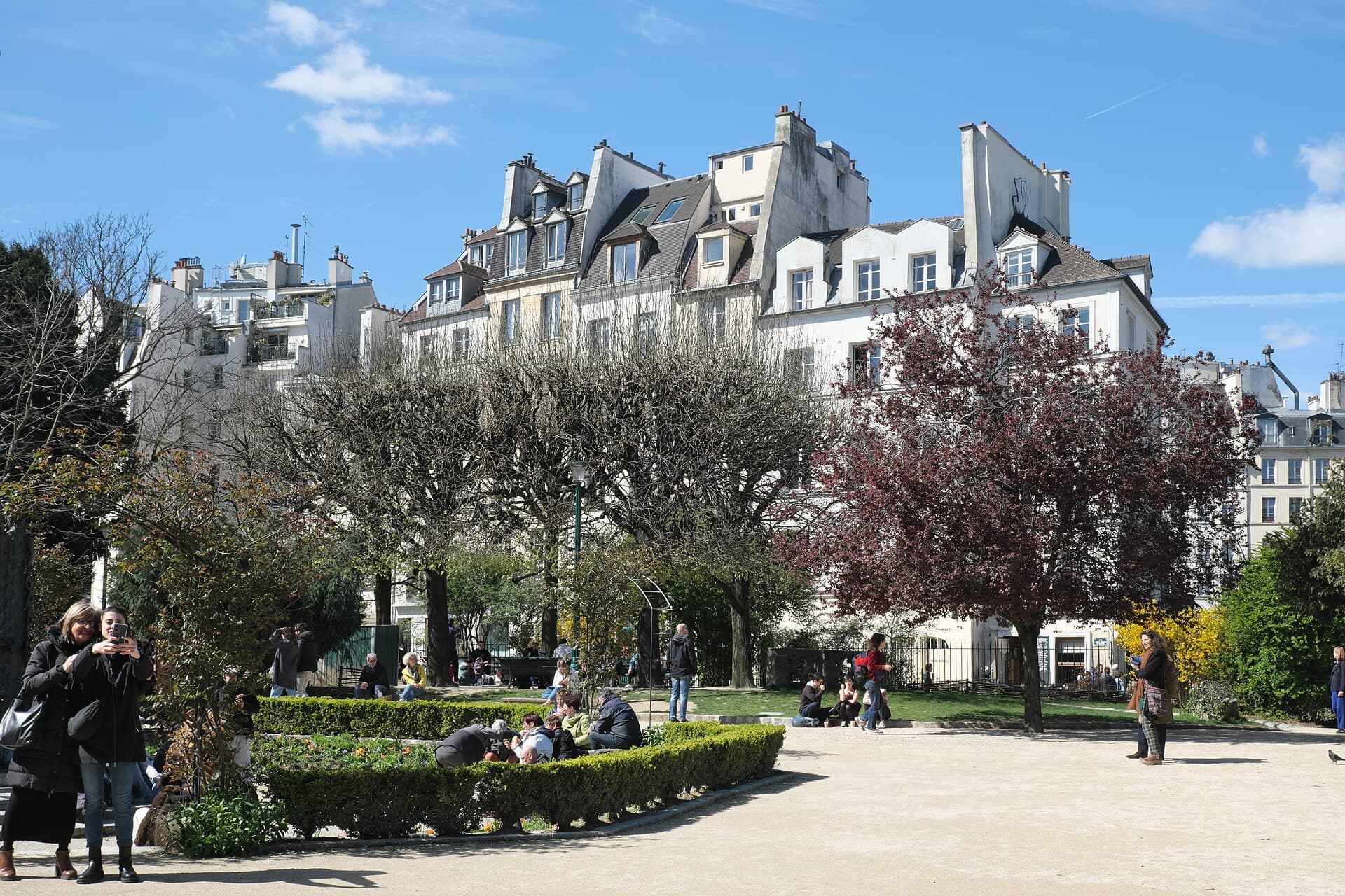 Square René Viviani, Paris