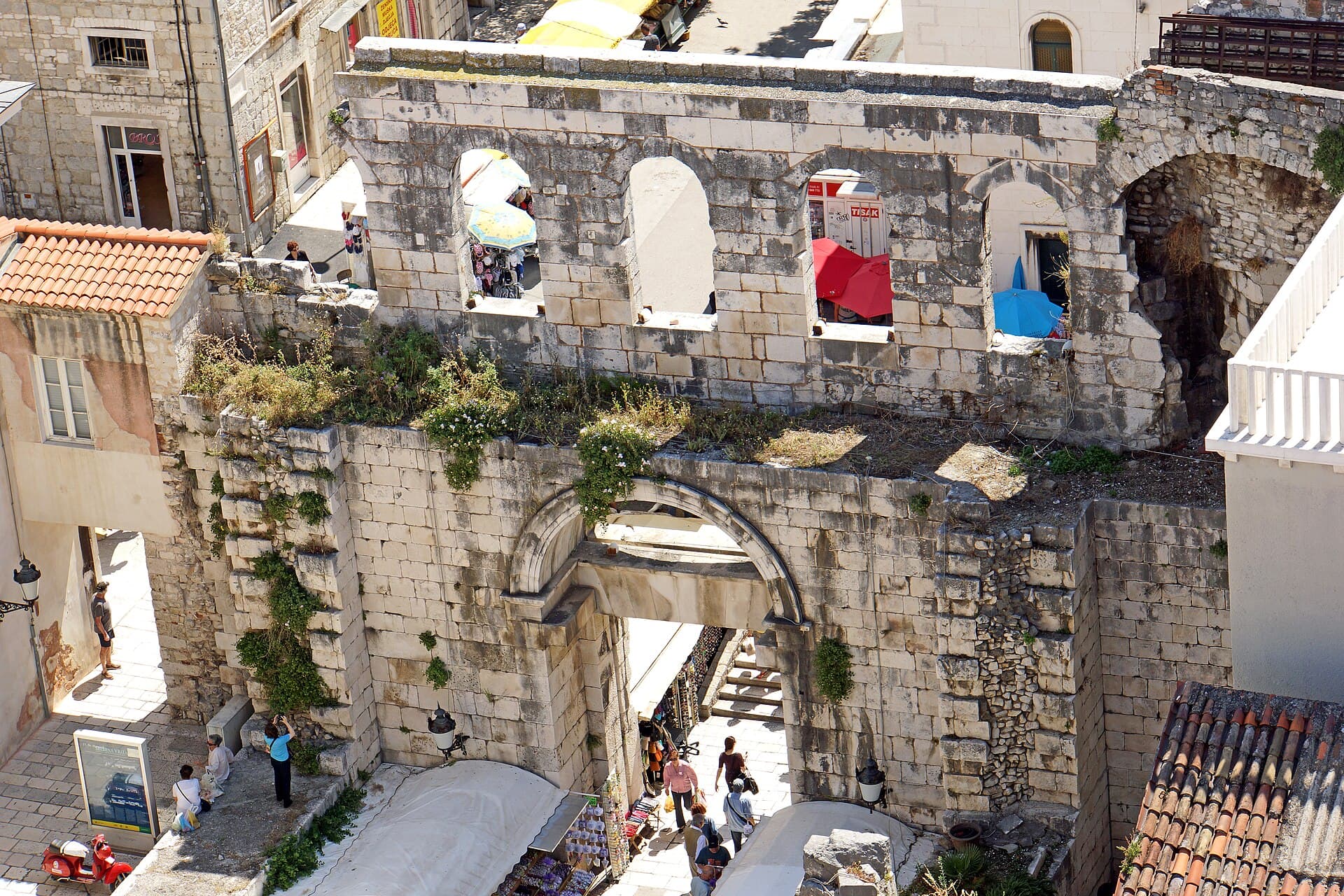 The Silver Gate and Eastern Wall, Split