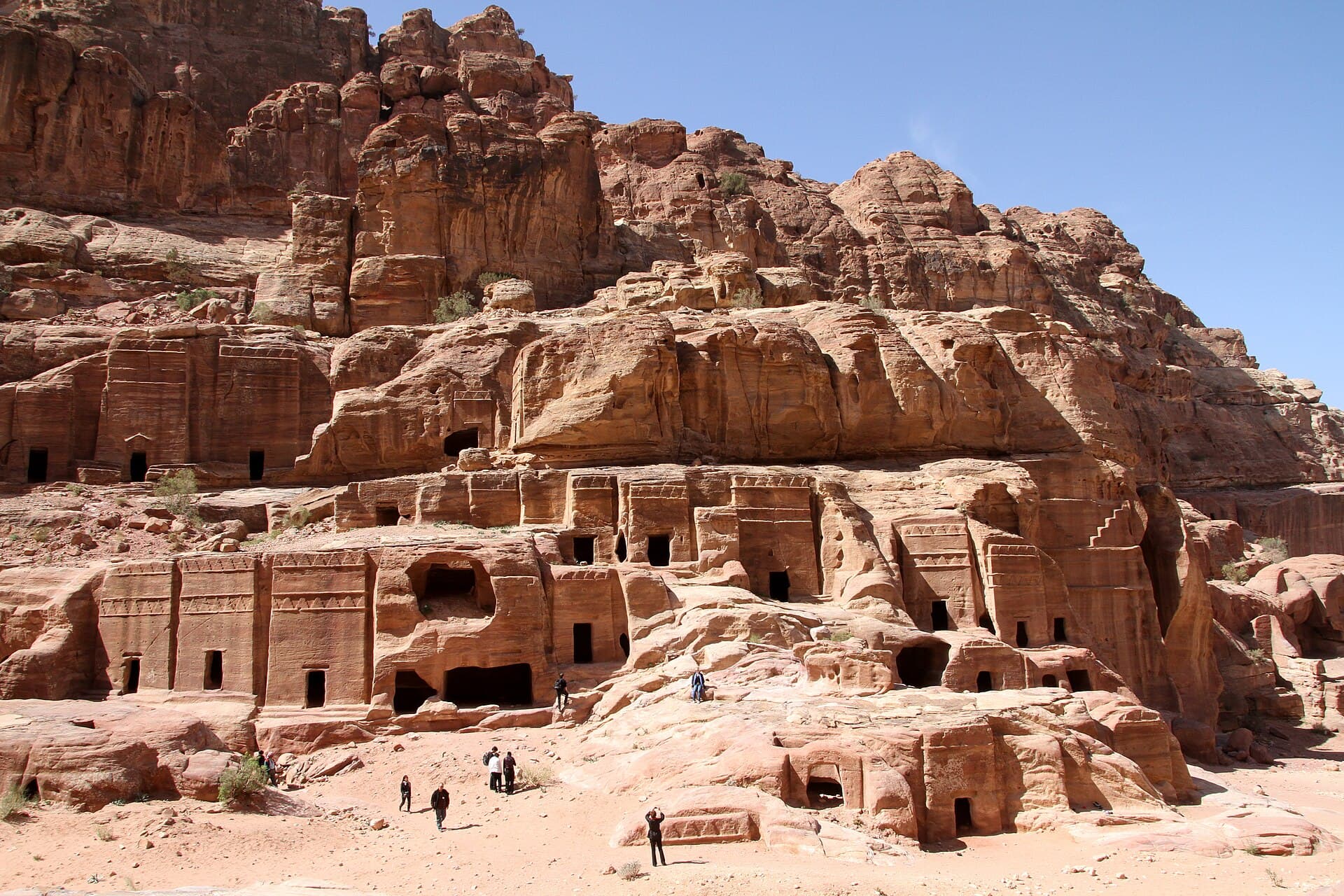 Street of Facades (Petra), Petra