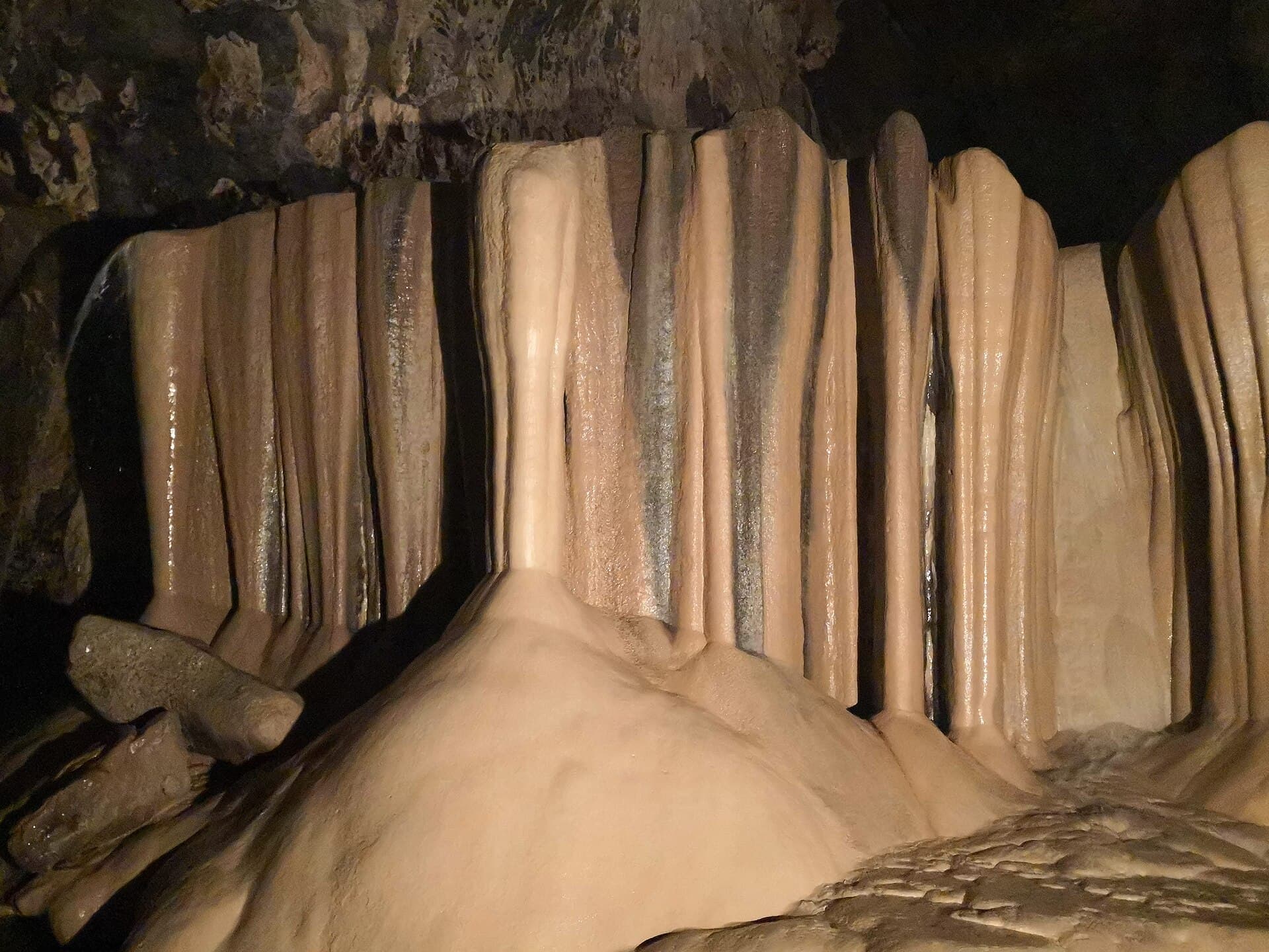 Sumaguing Cave