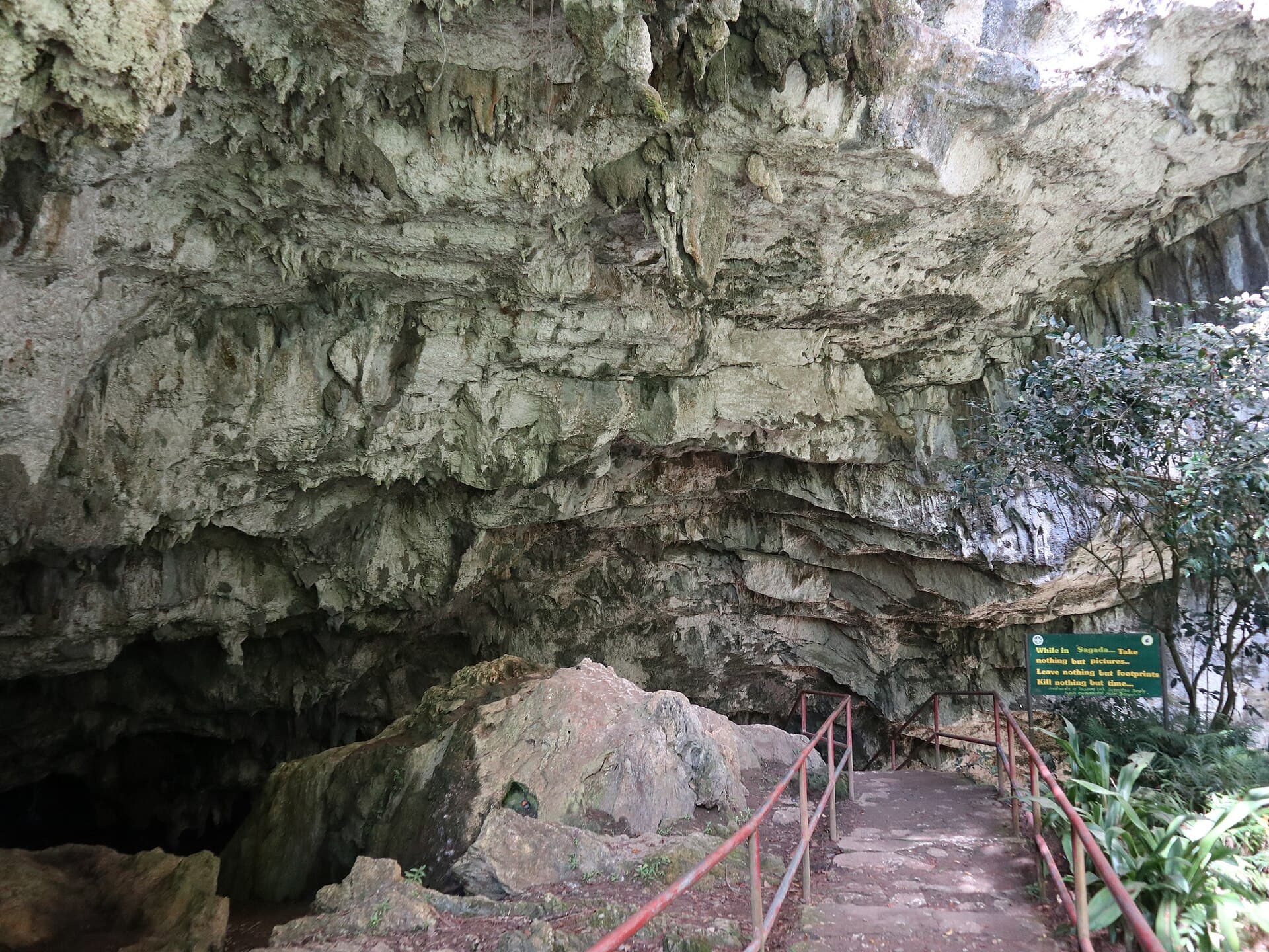 Sumaguing Cave