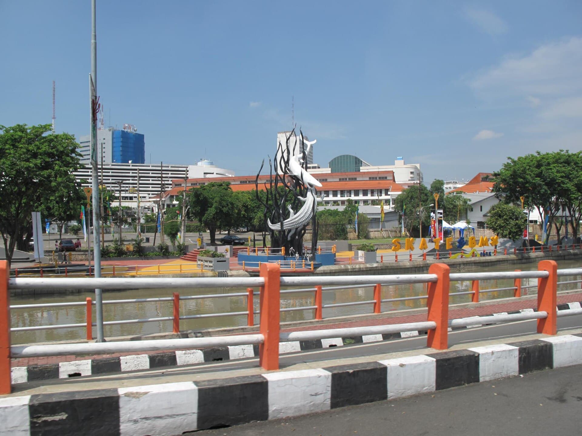 Sura and Baya Statue
