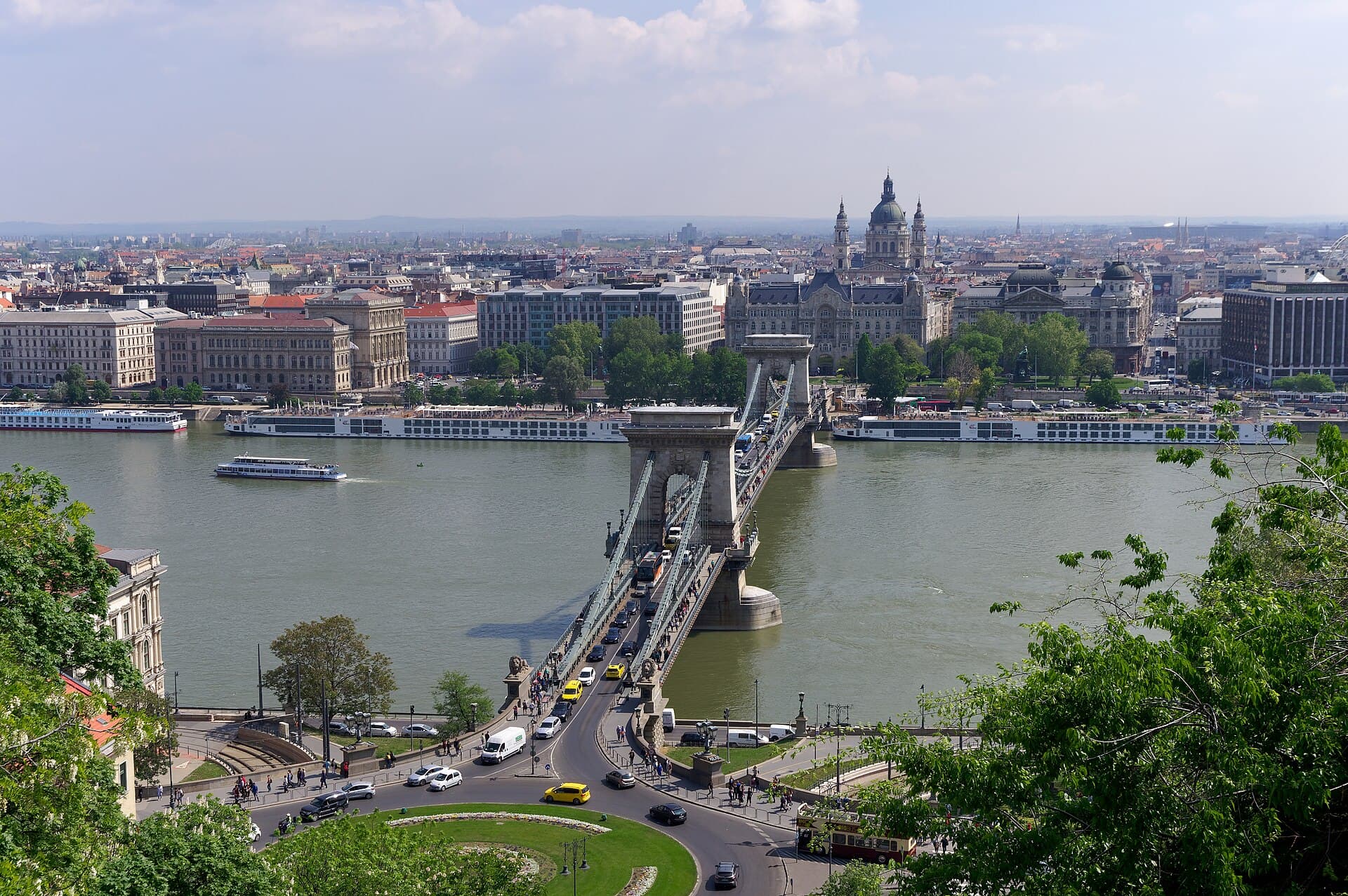 Széchenyi Chain Bridge, Budapest