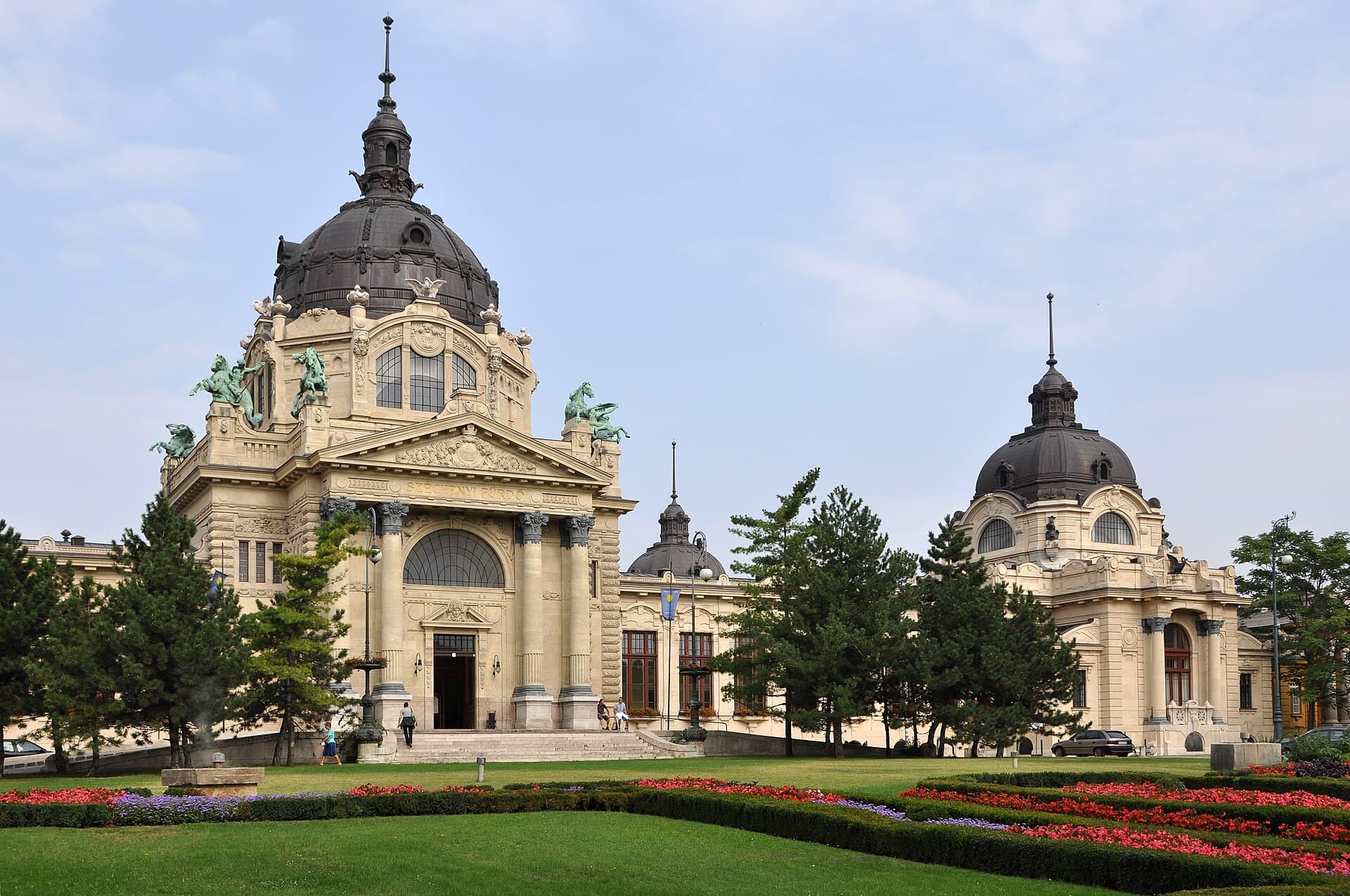Széchenyi thermal bath, Budapest