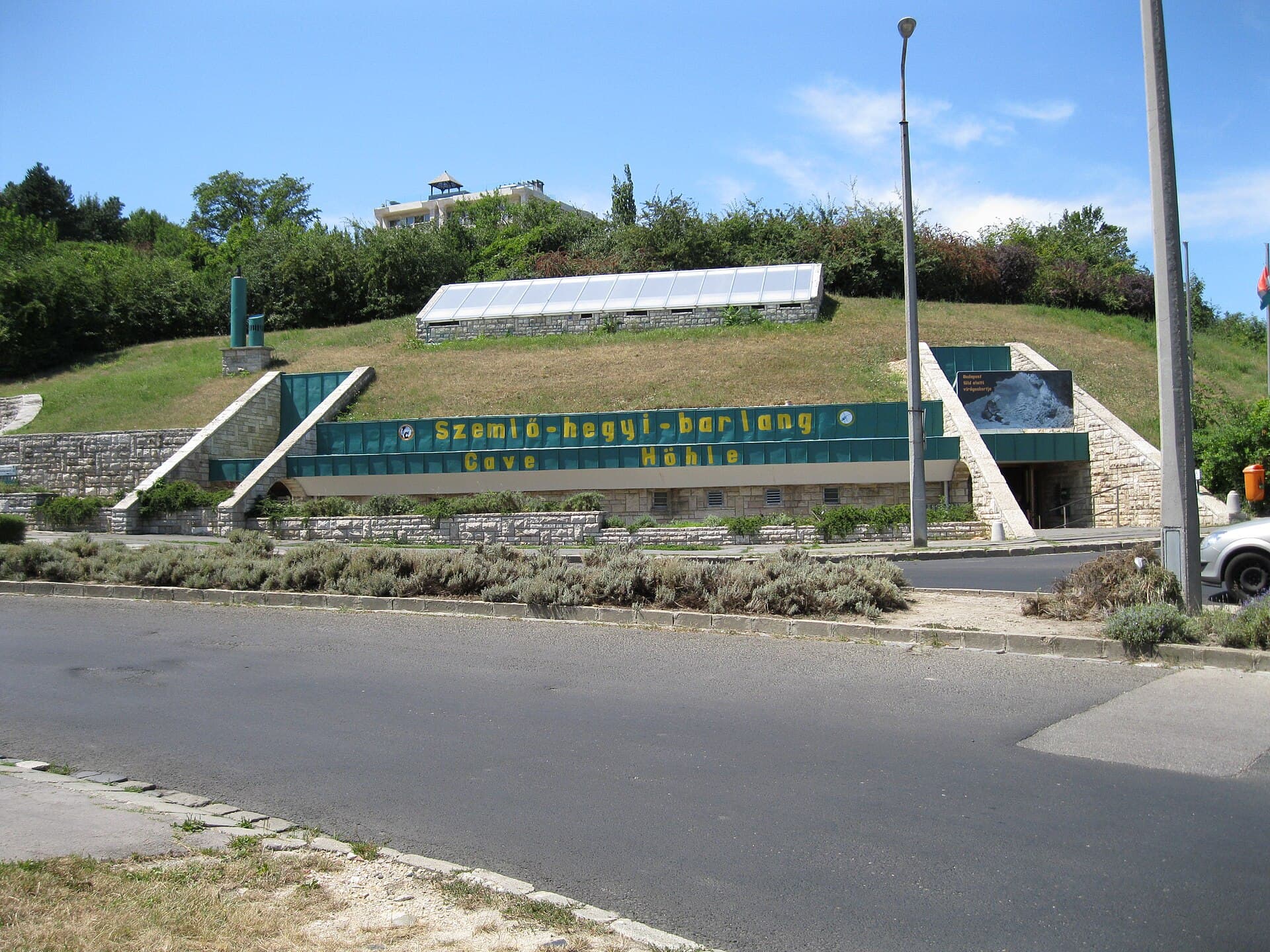 Szemlő-hegyi Cave, Budapest