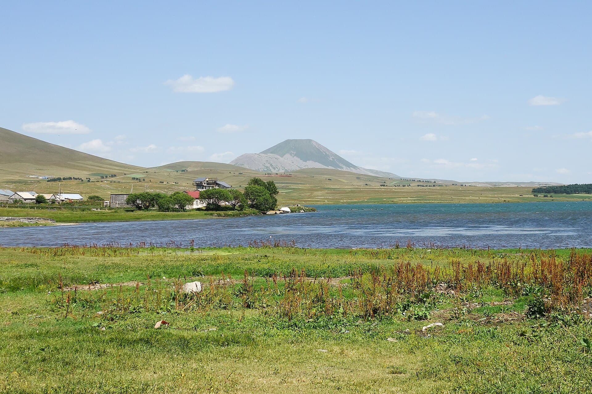 Tabatskuri Lake