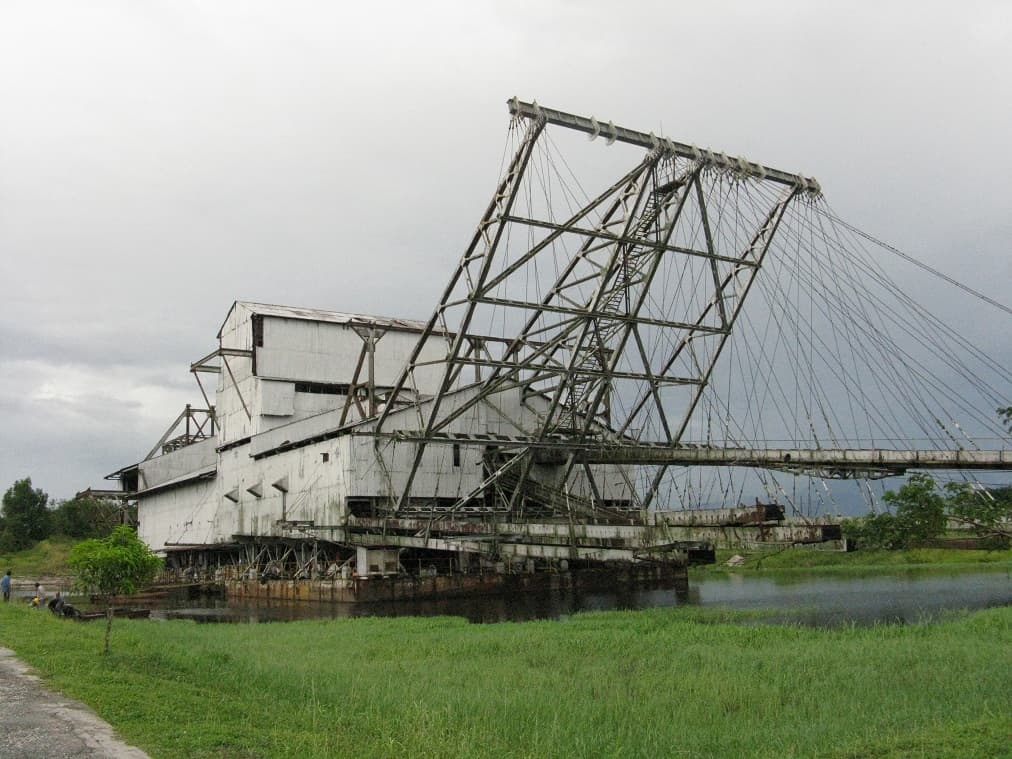 Tanjung Tualang Tin Dredge No. 5