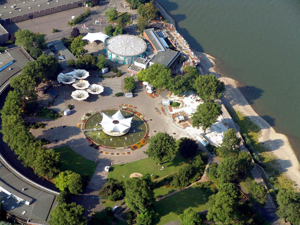 The Tanzbrunnen, Cologne