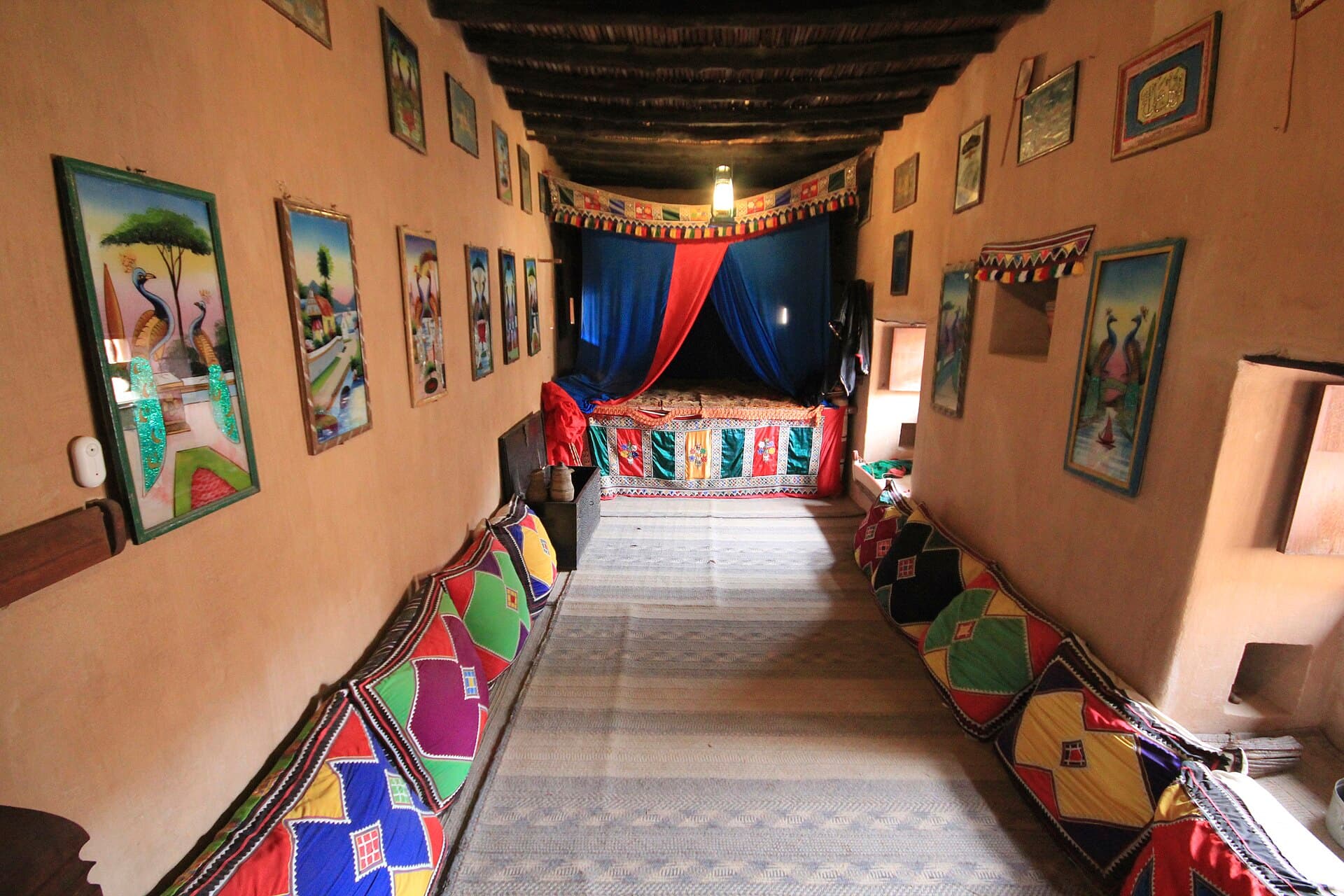 حصن طاقة، طاقة