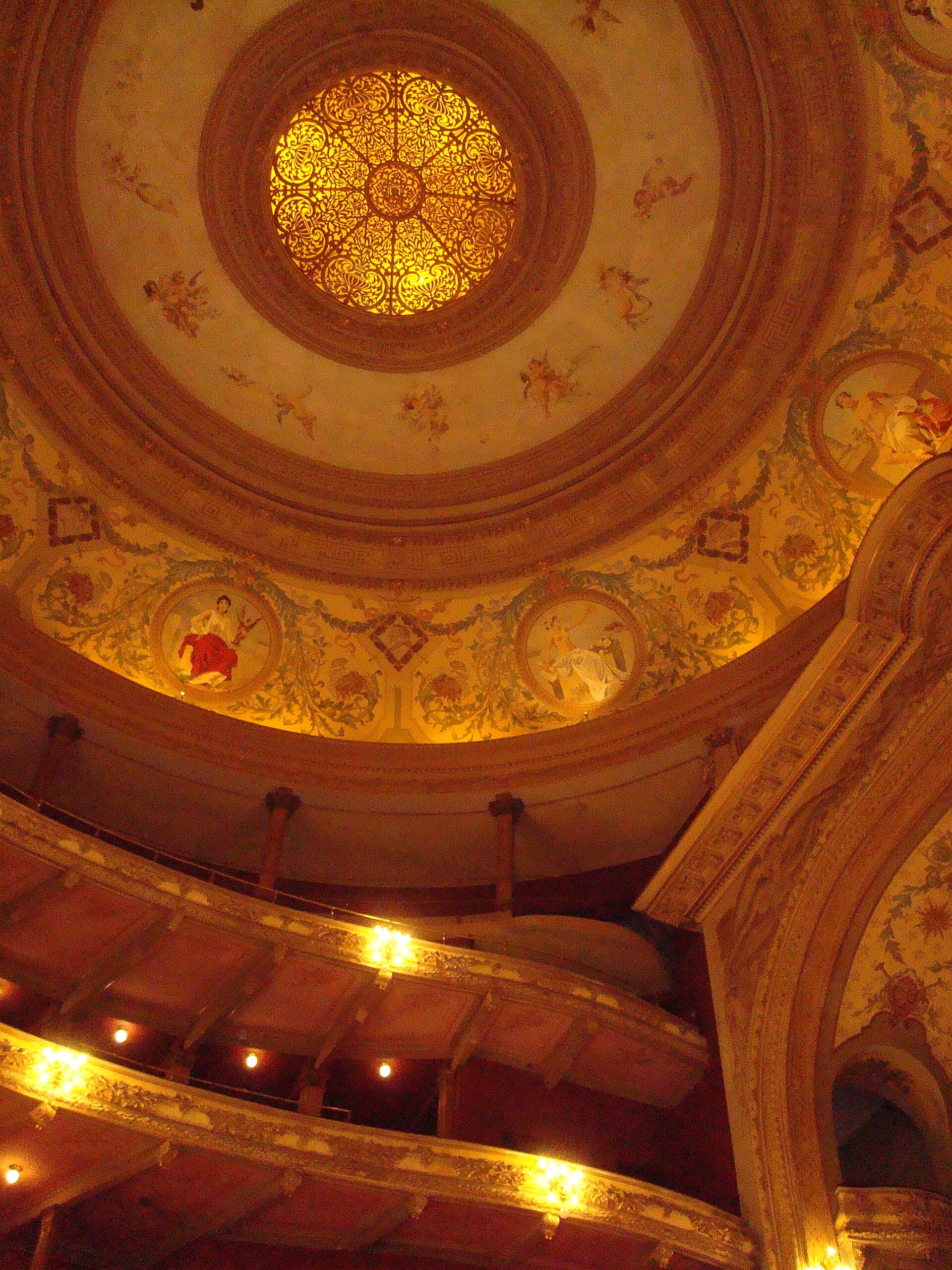 Teatro El Círculo (Rosario), Rosario