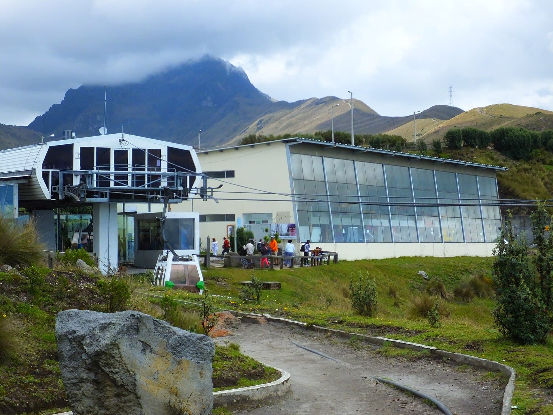 TelefériQo cable car, Quito