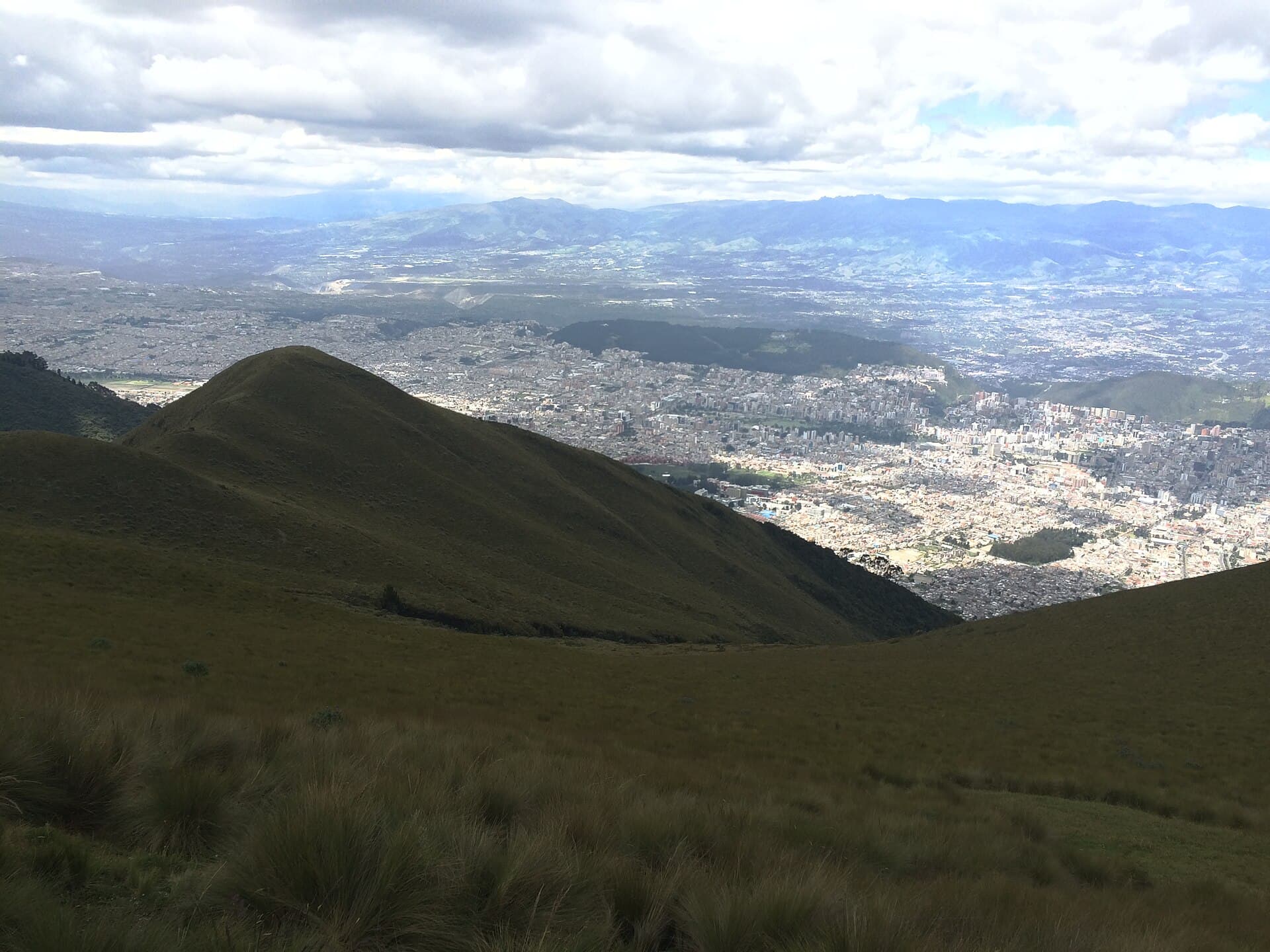 TelefériQo cable car, Quito