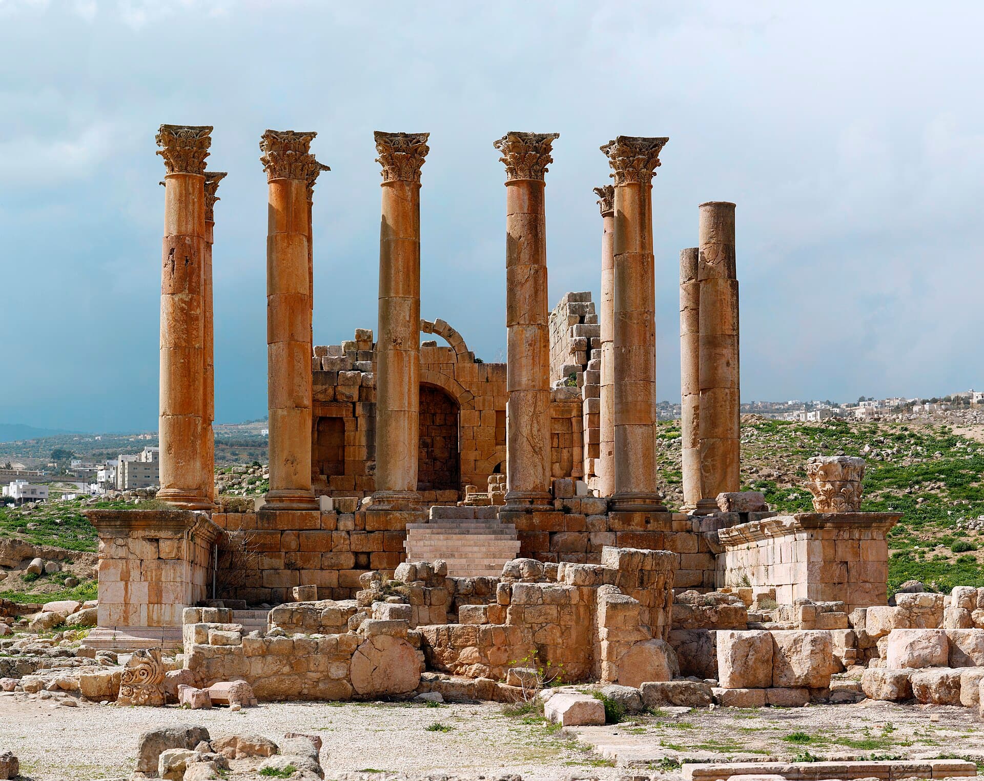 معبد أرتميس (جرش)