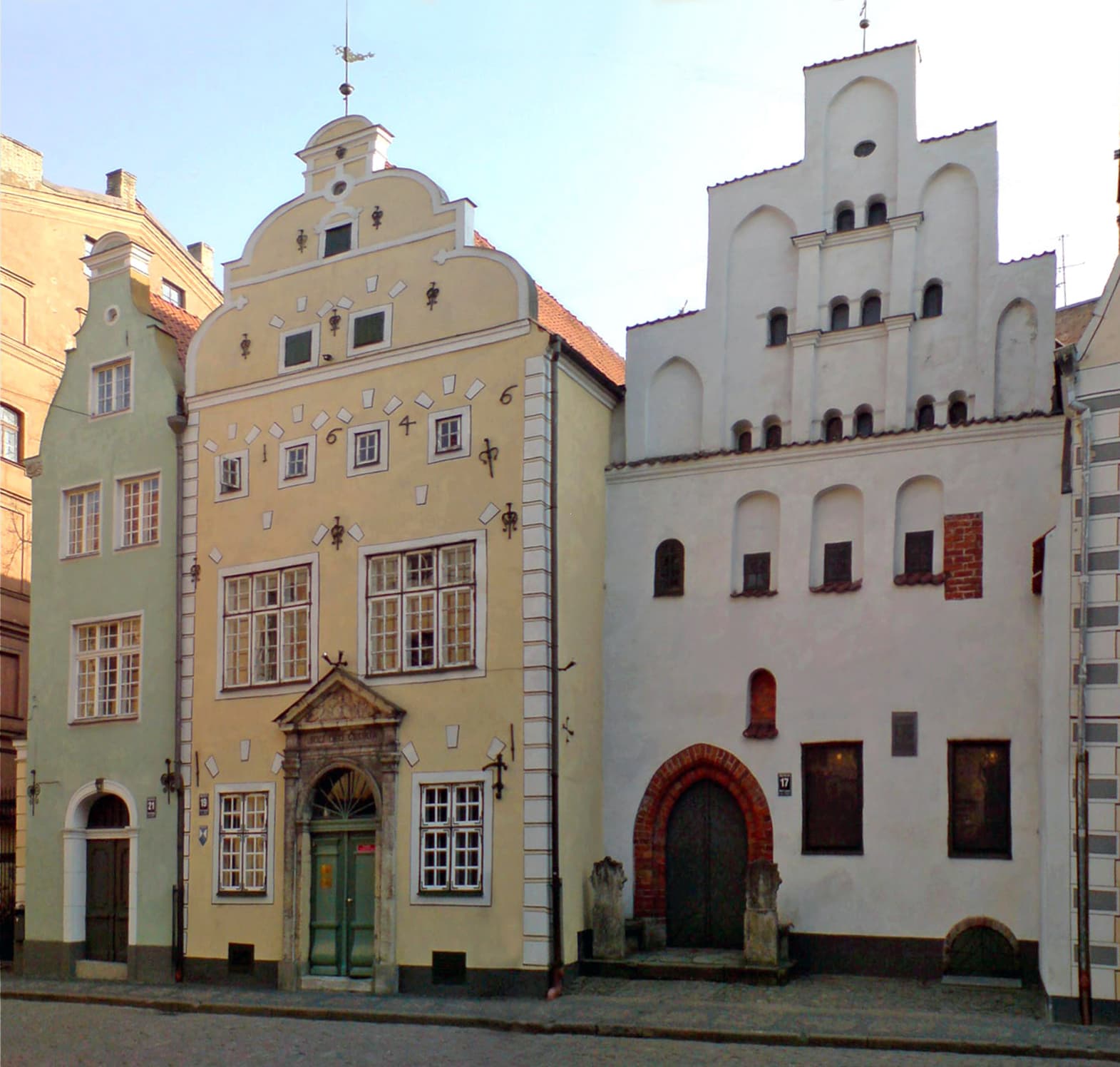 The Three Brothers, Riga