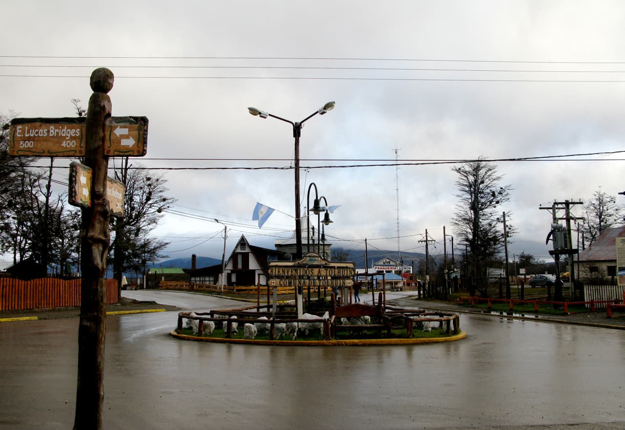 Tolhuin, Ushuaia
