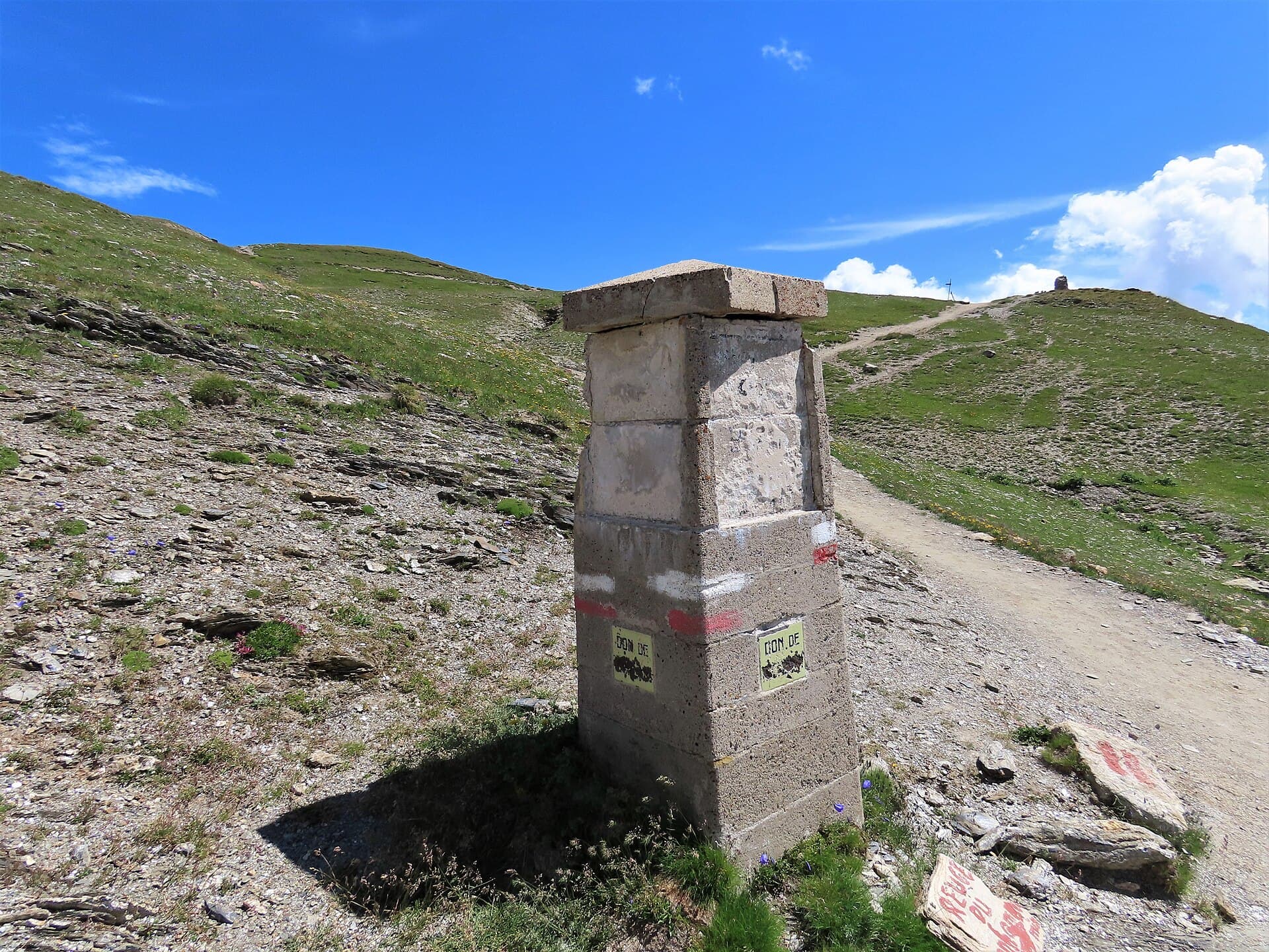 Tour du Mont Blanc, Chamonix