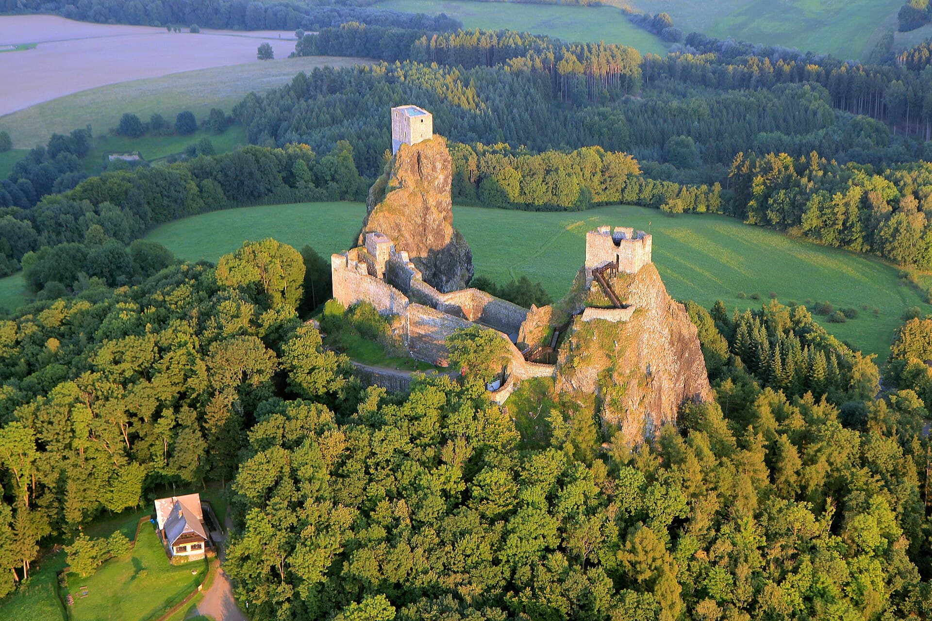 Trosky Castle, Troskovice