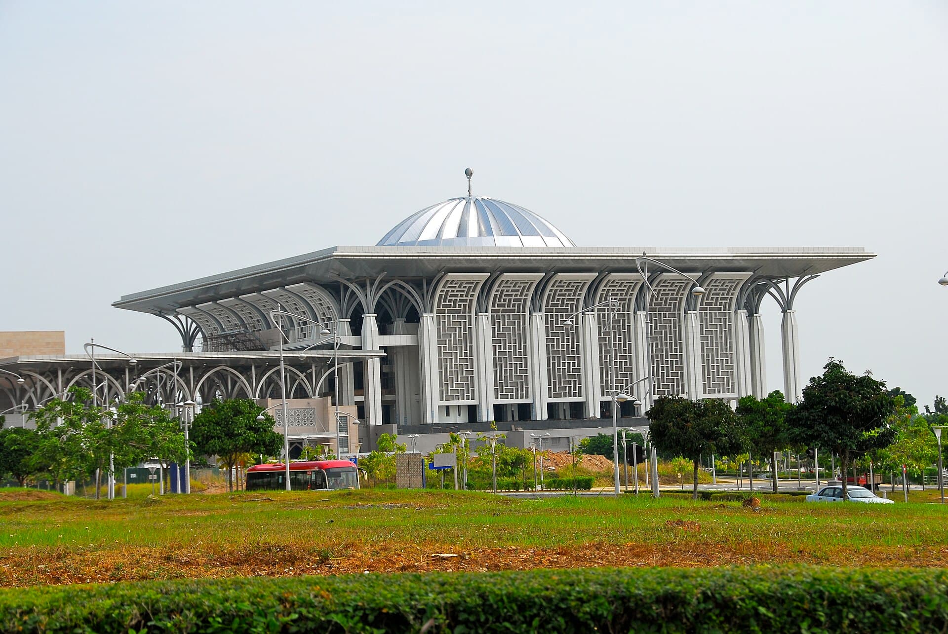 Tuanku Mizan Zainal Abidin Mosque (Iron Mosque)