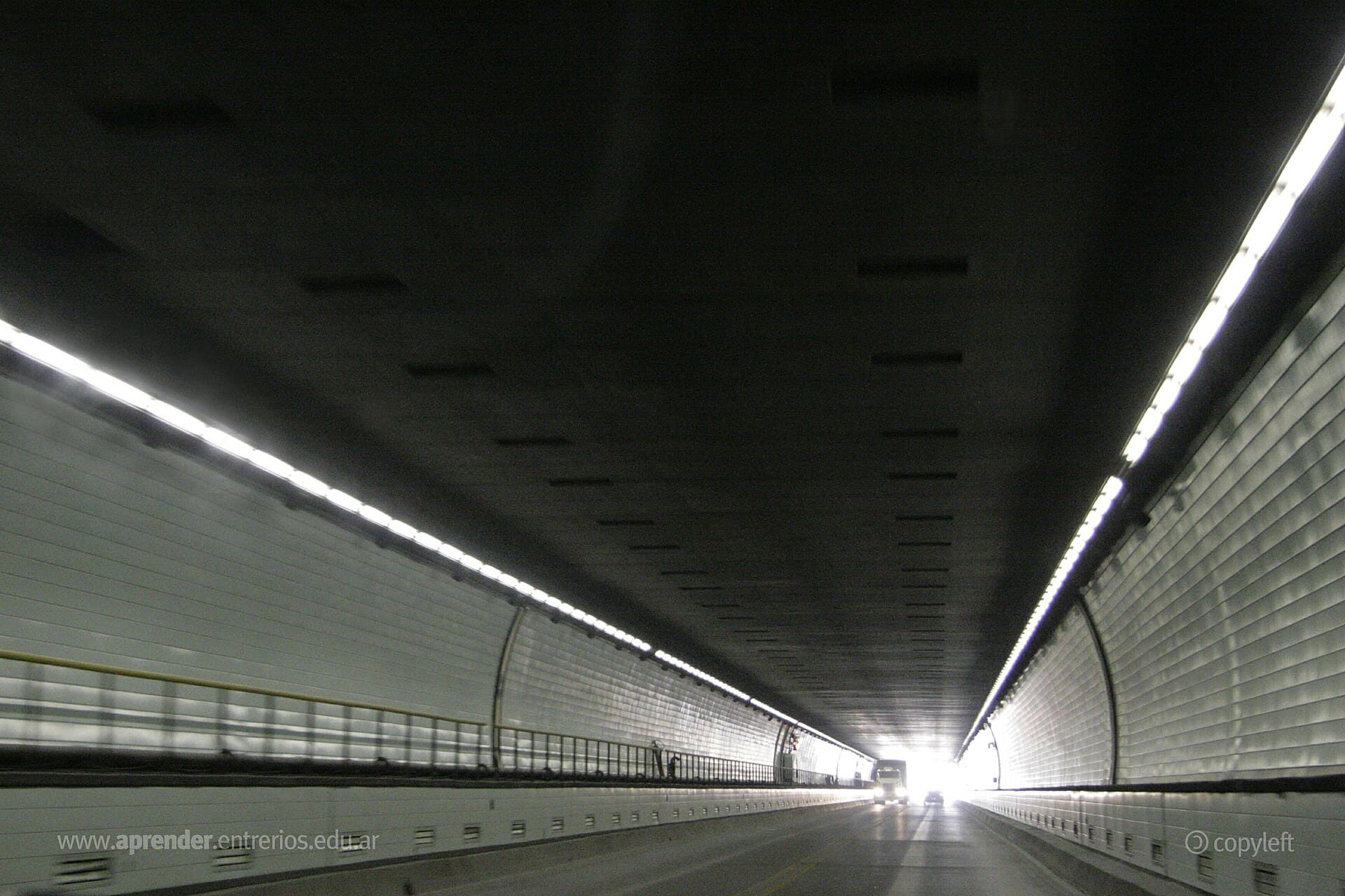 Paraná Subfluvial Tunnel (Uranga–Sylvestre Begnis), Paraná