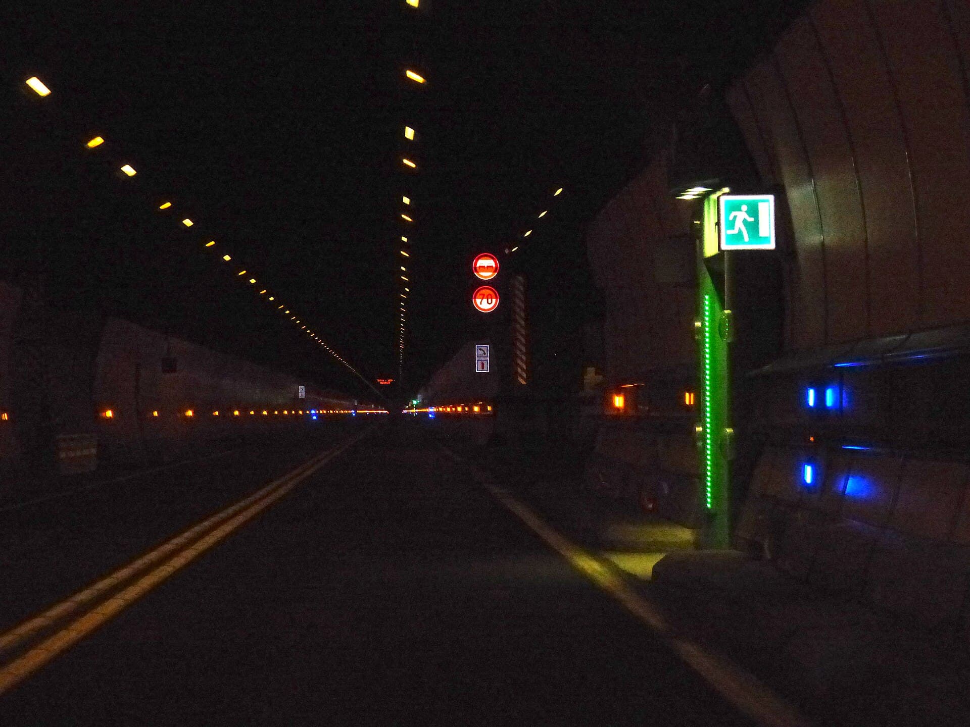 Mont Blanc Tunnel, Chamonix