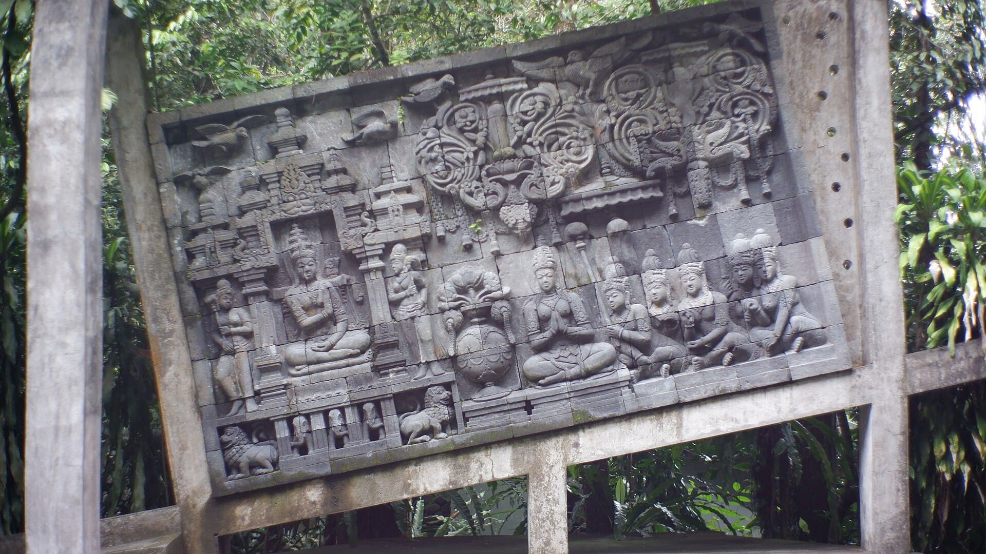 Ullen Sentalu Museum, Yogyakarta