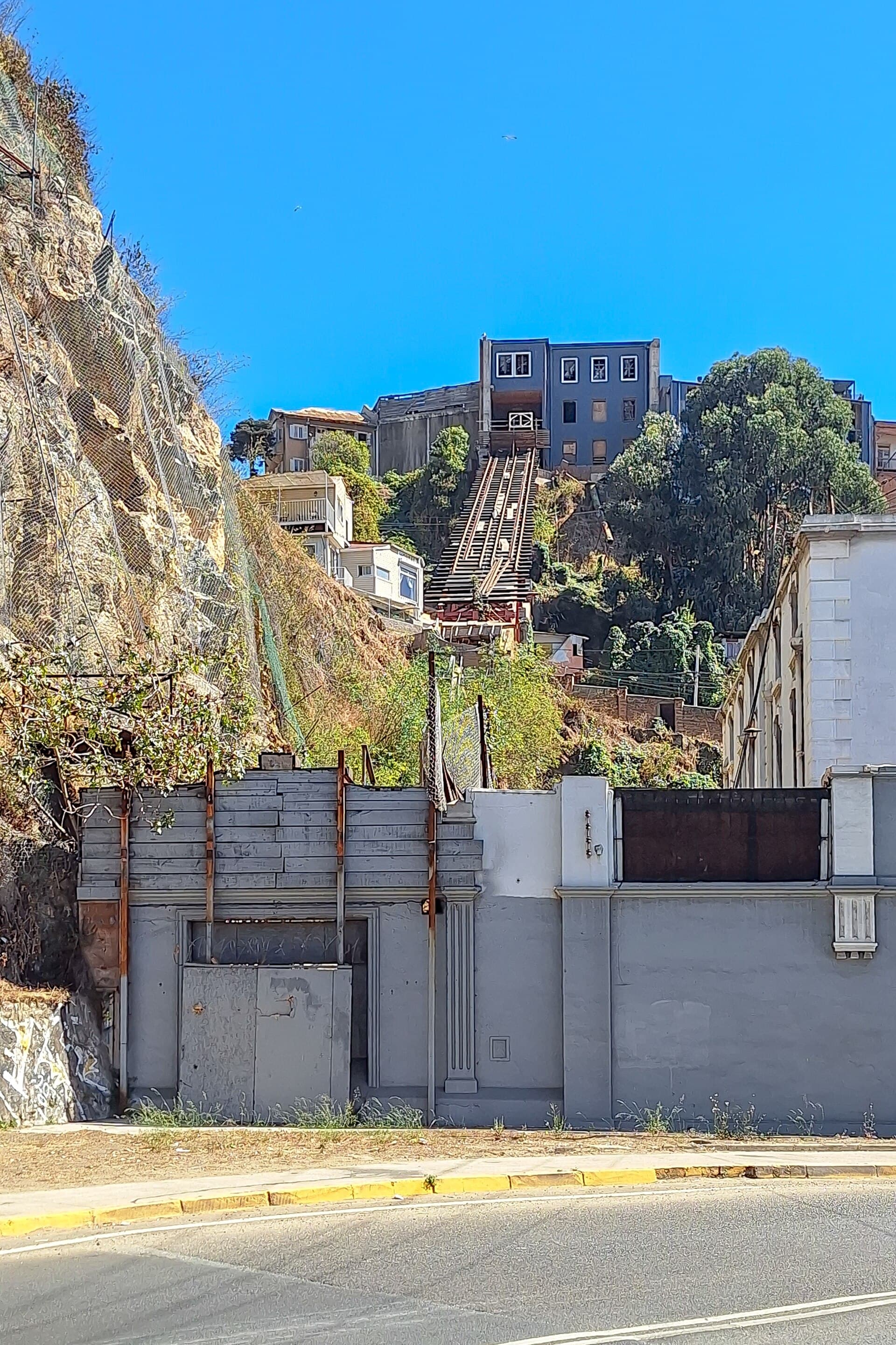 A Valparaíso funicular