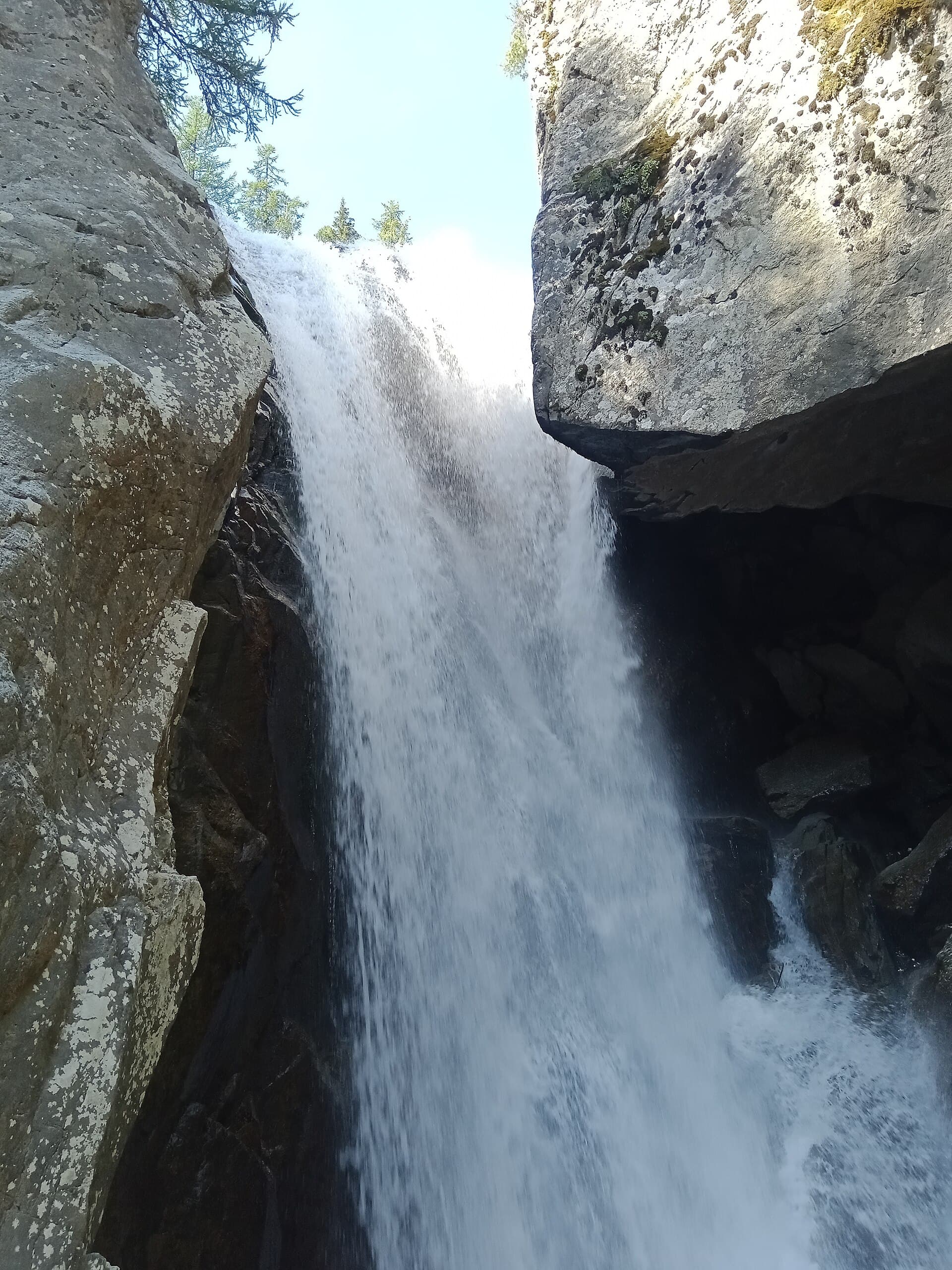Bérard Waterfall, Vallorcine