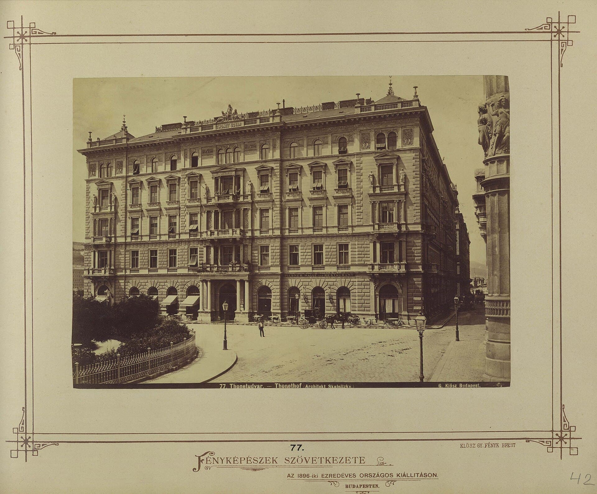 Vigadó Square, Budapest