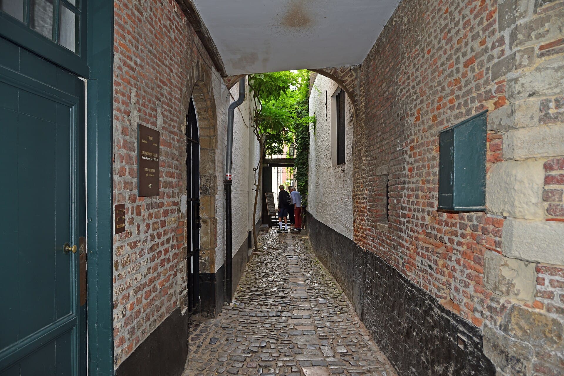 Vlaeykensgang Alley, Antwerp