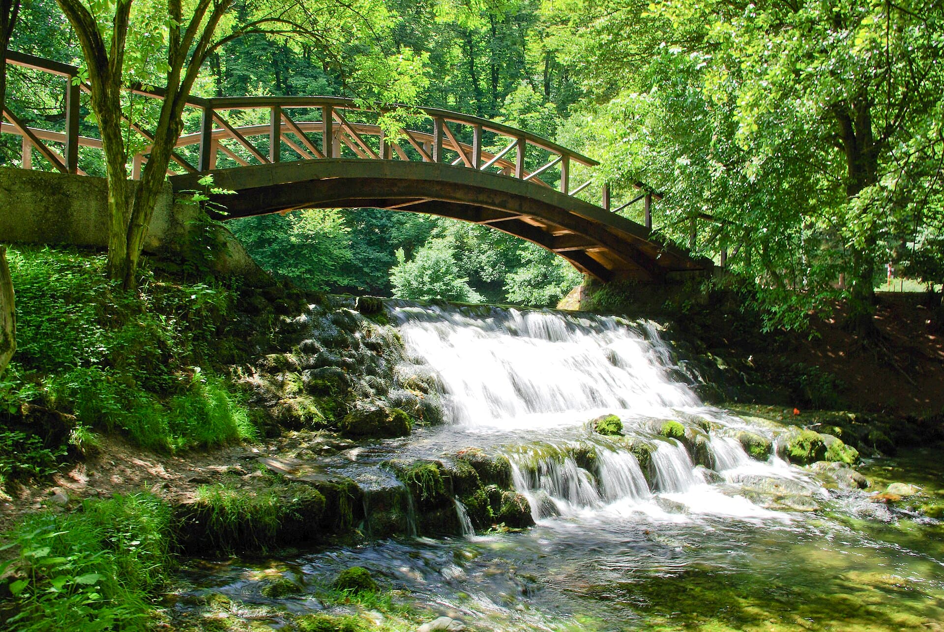 ينبوع نهر البوسنة (فريلو بوسنه)
