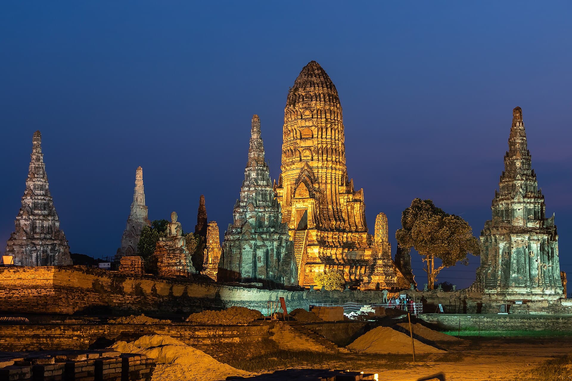 Wat Chaiwatthanaram, Ayutthaya