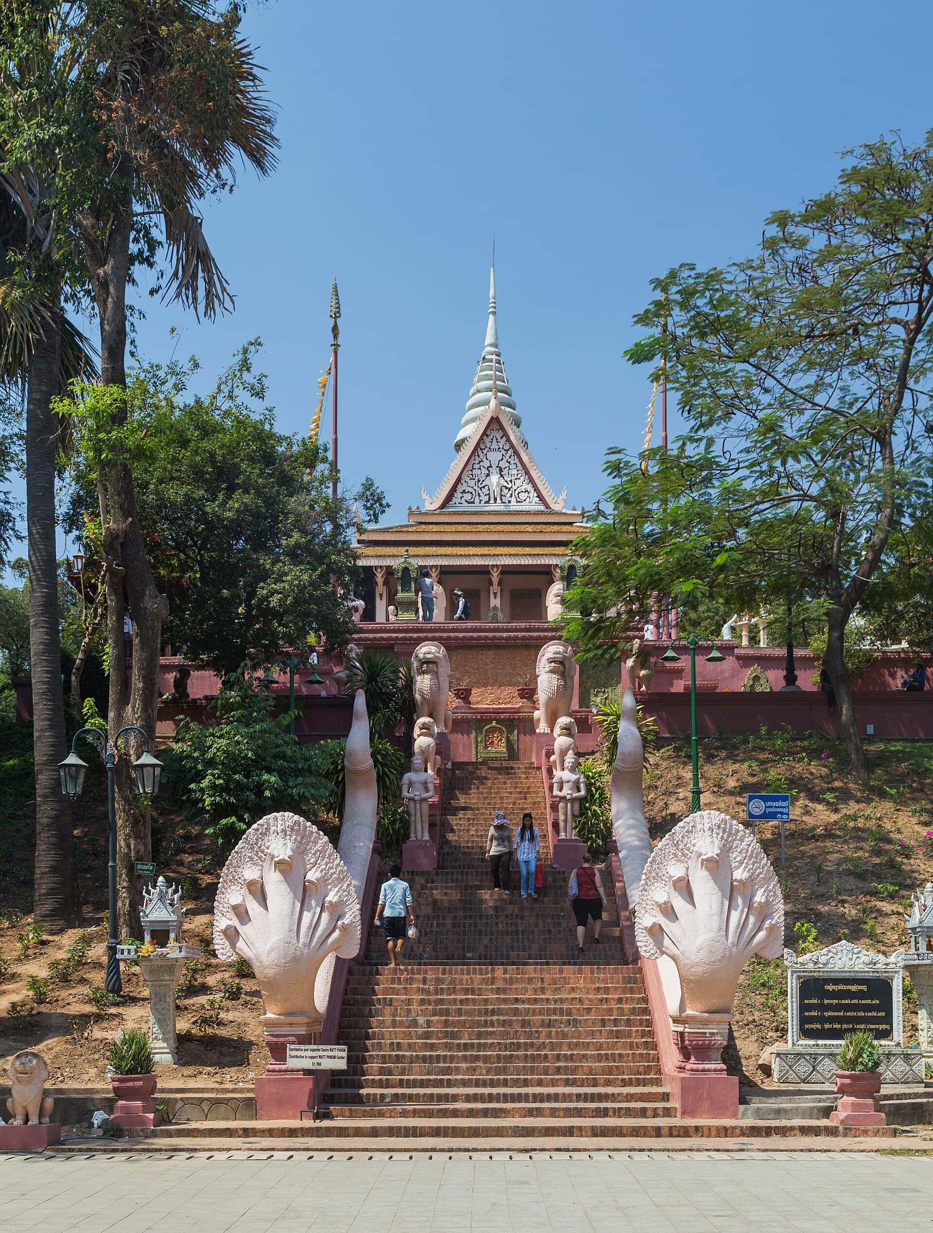 Wat Phnom hill, Phnom Penh