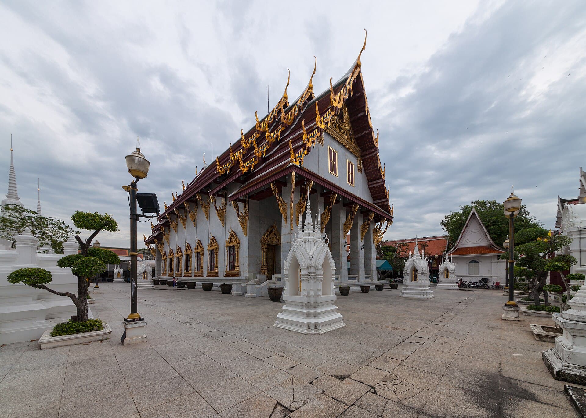 Wat Rakhang (the Bell Temple), Bangkok
