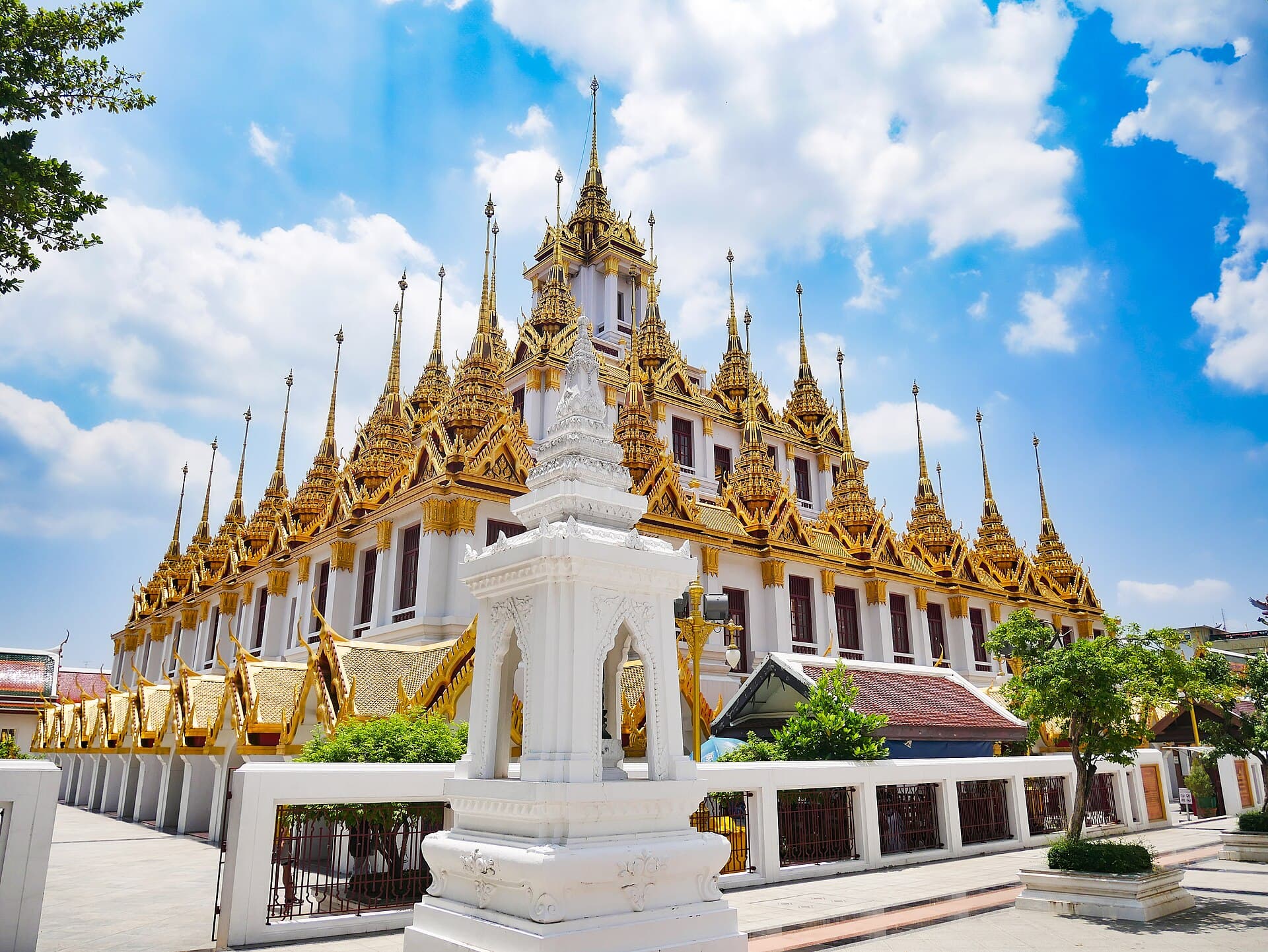 Wat Ratchanatdaram and Loha Prasat, Bangkok