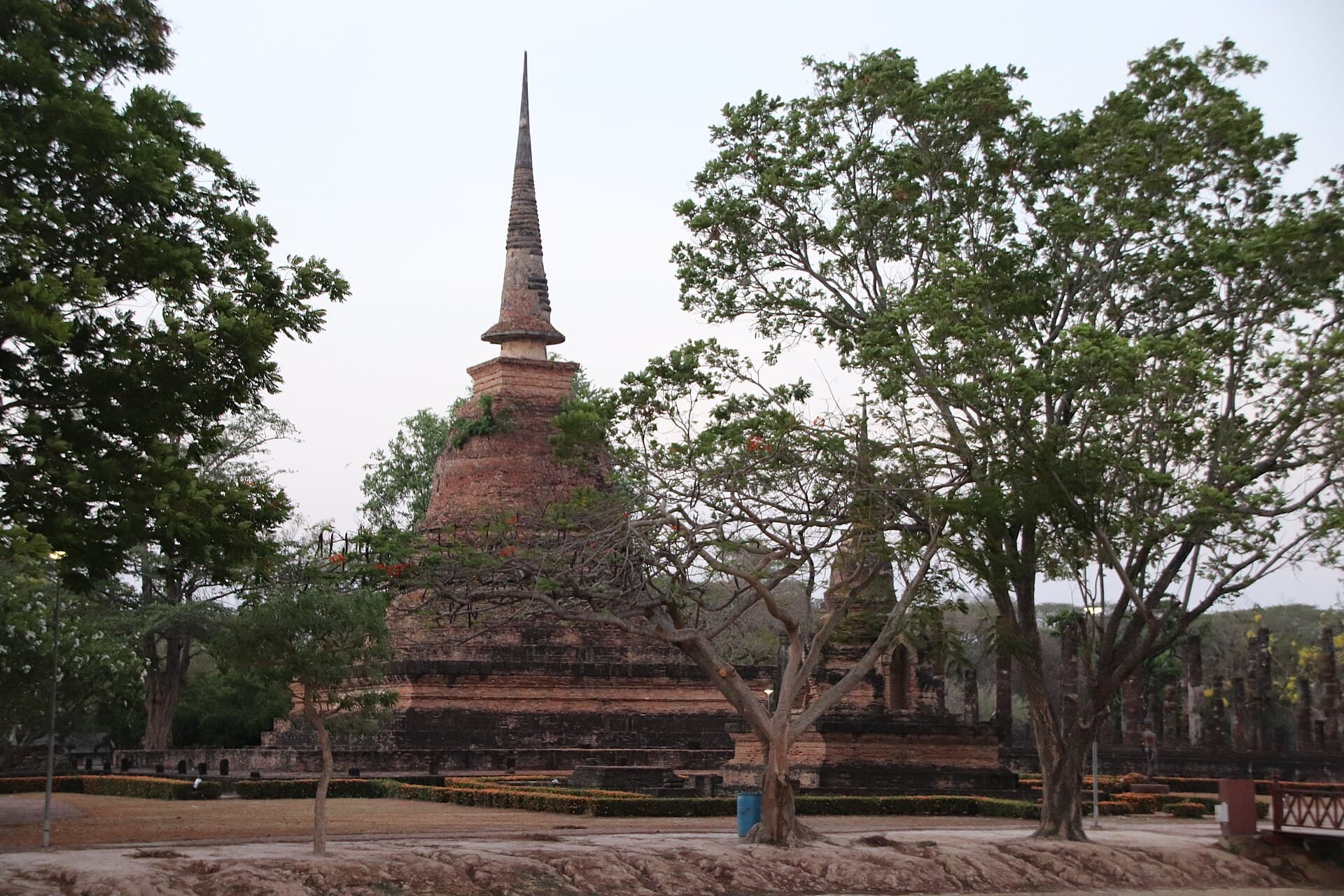Wat Sa Si, Sukhothai